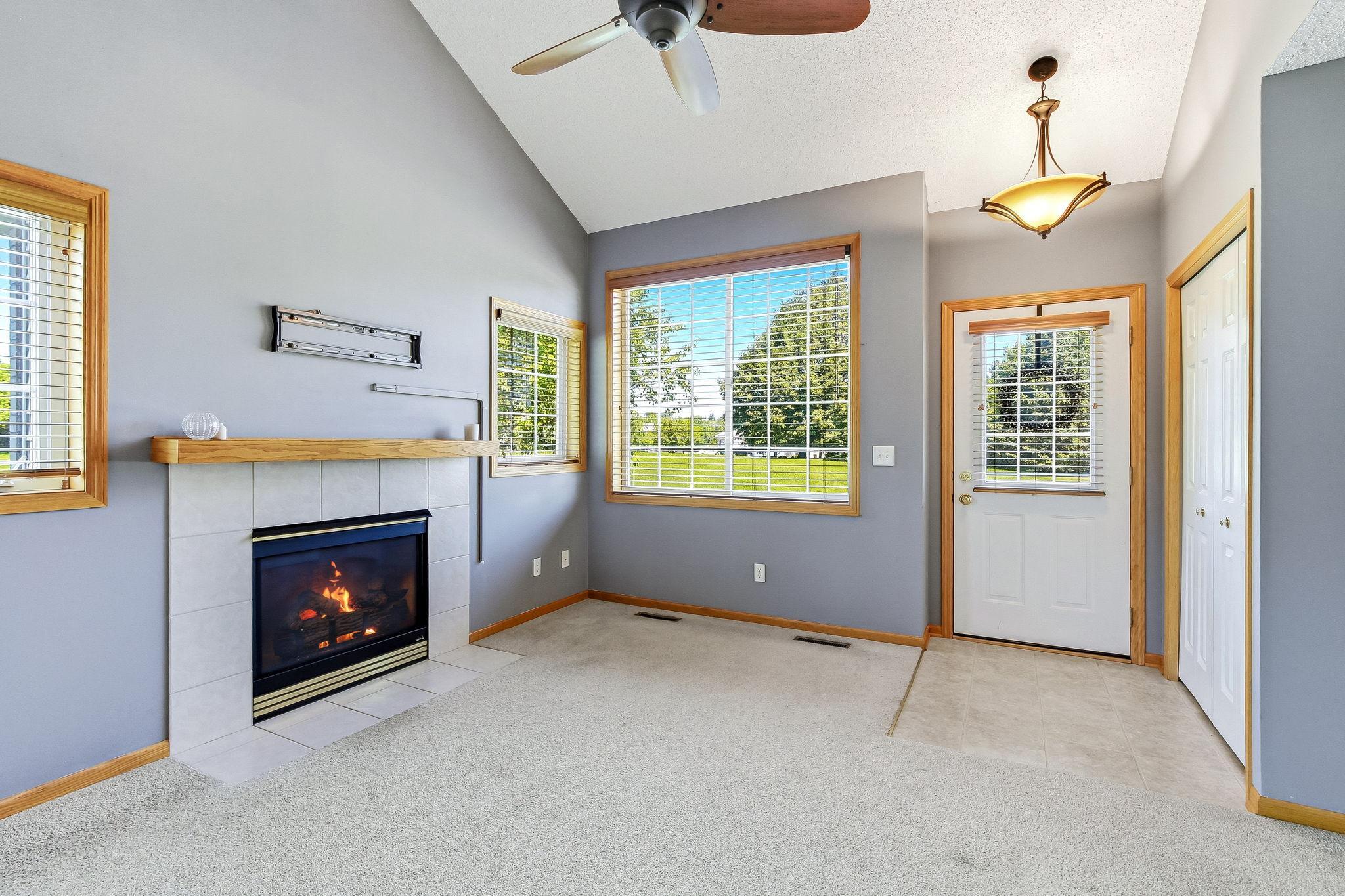 17521 Gillette Way 11081 Property Photo 4