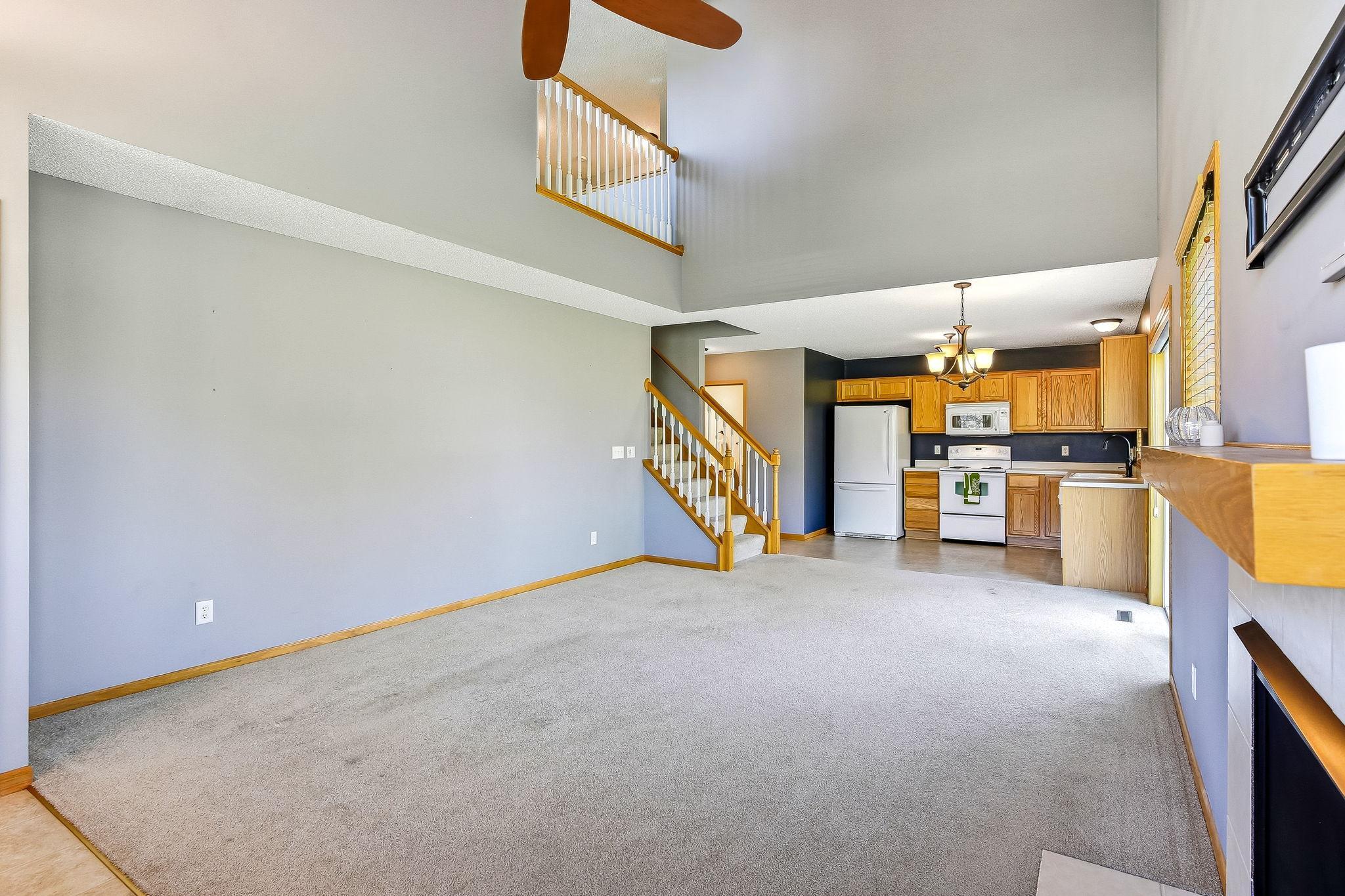 17521 Gillette Way 11081 Property Photo 5