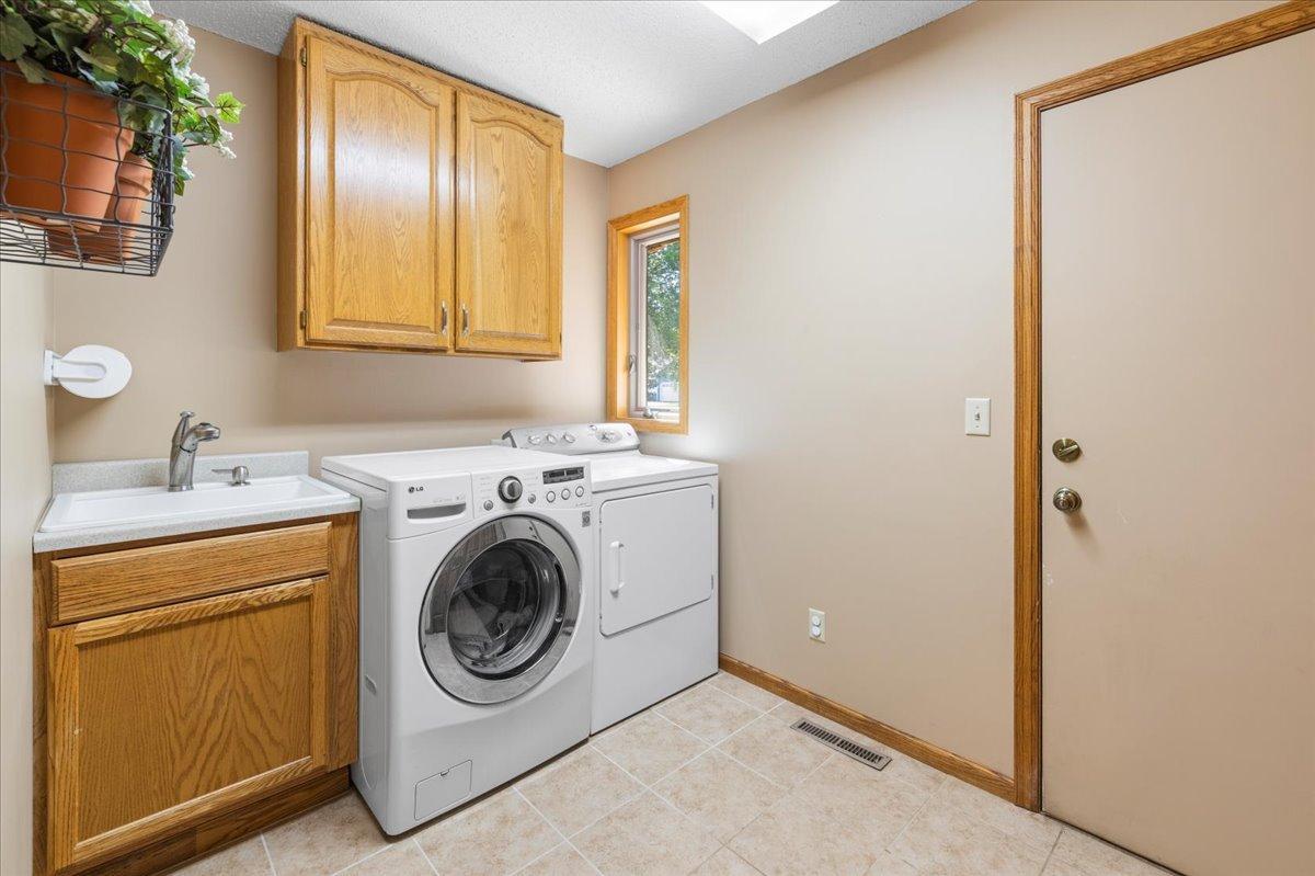 11273 N Eagle Lake Boulevard Property Photo 28