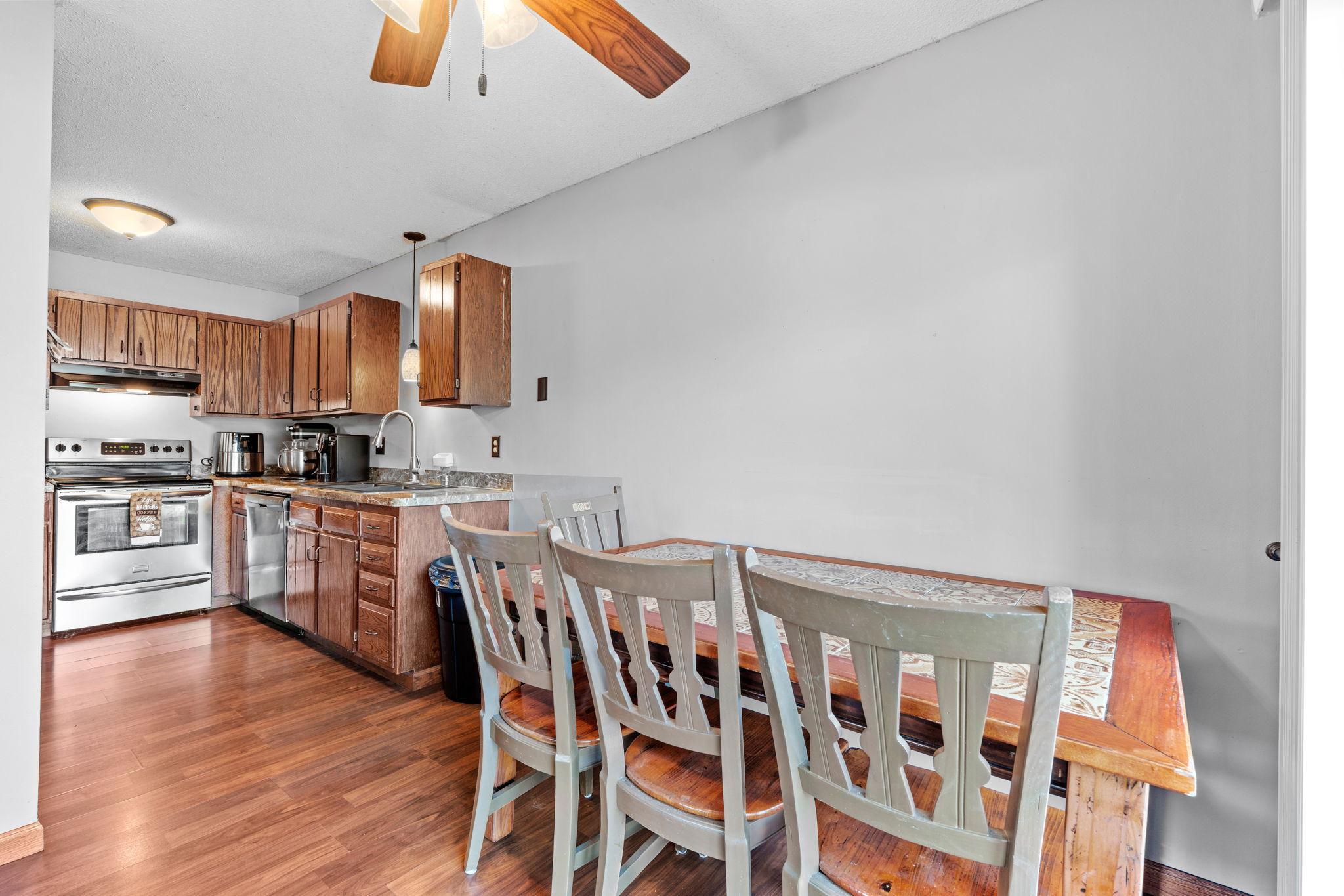 3716 Brookdale Circle N Property Photo 10