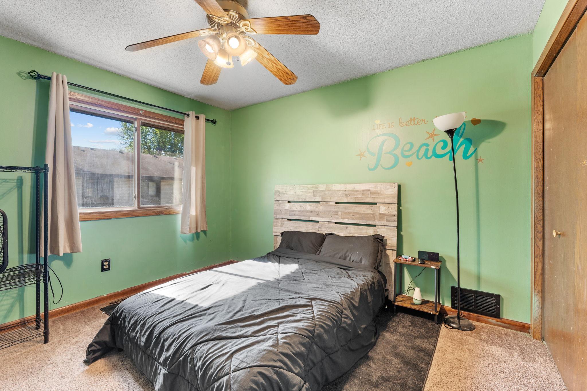 3716 Brookdale Circle N Property Photo 16