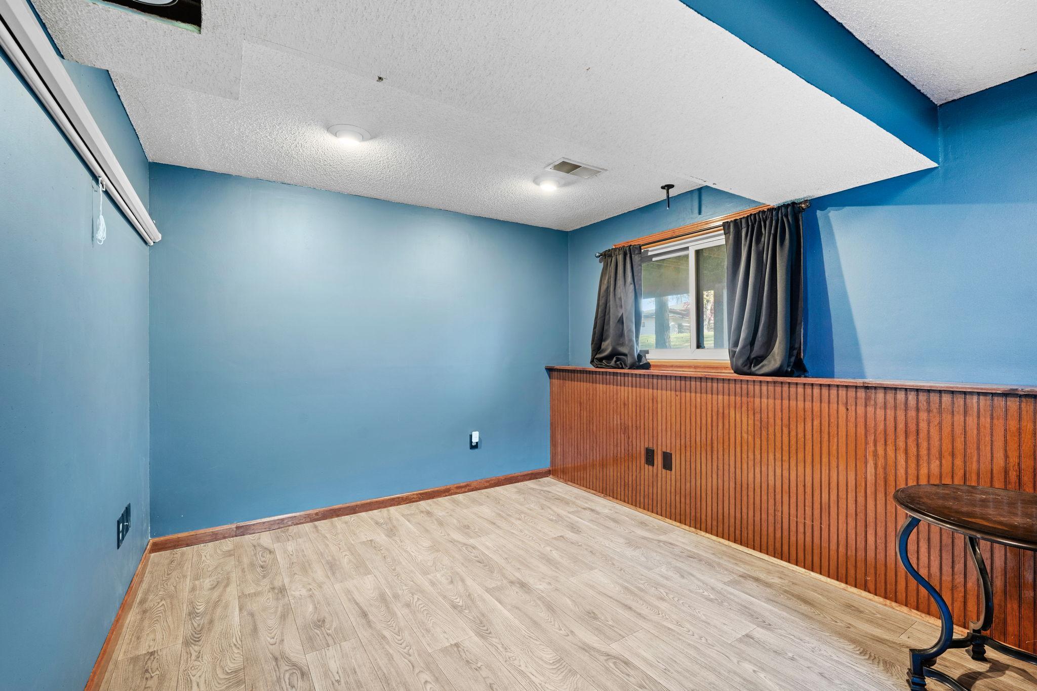 3716 Brookdale Circle N Property Photo 28