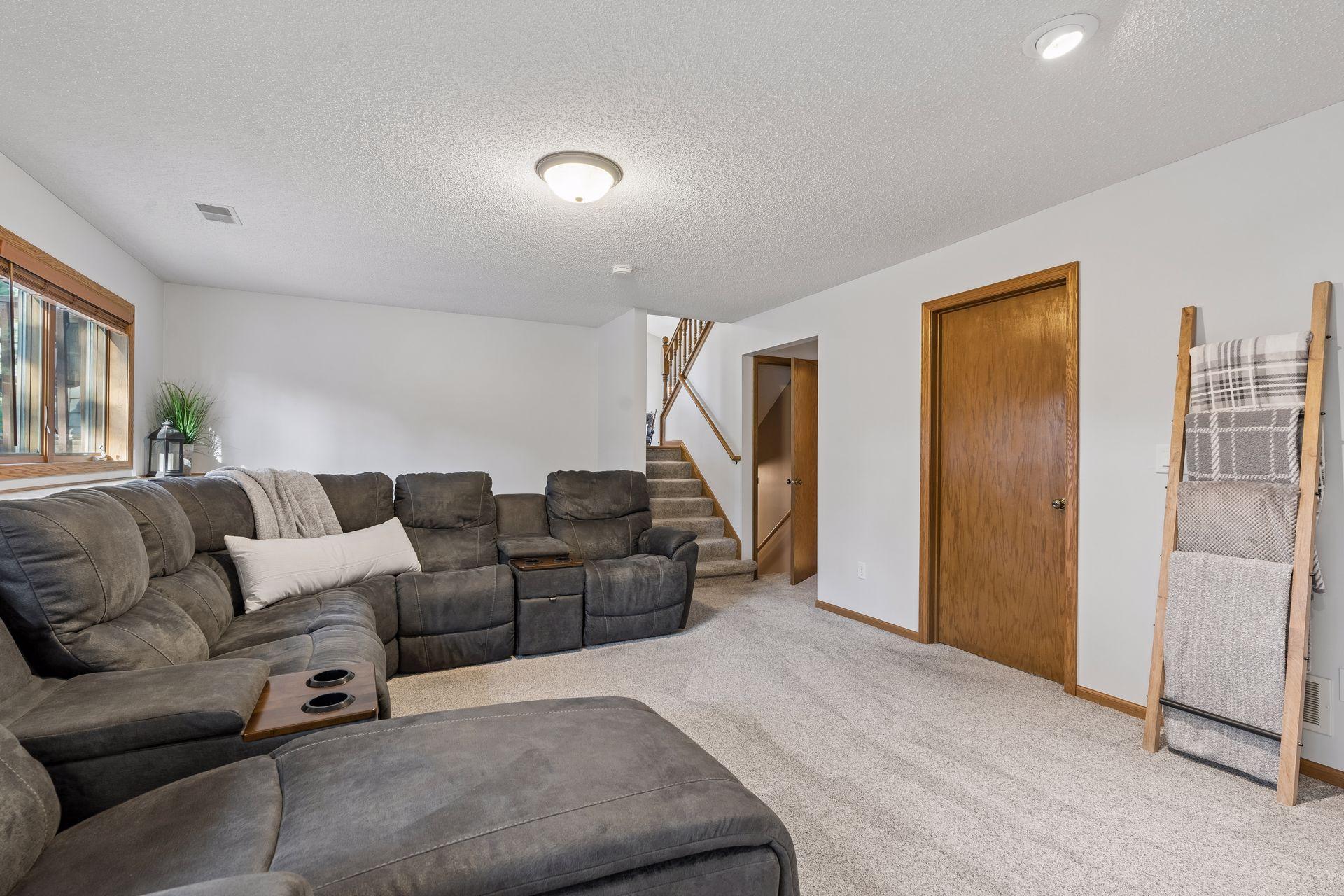 6090 145th Lane Nw Property Photo 16