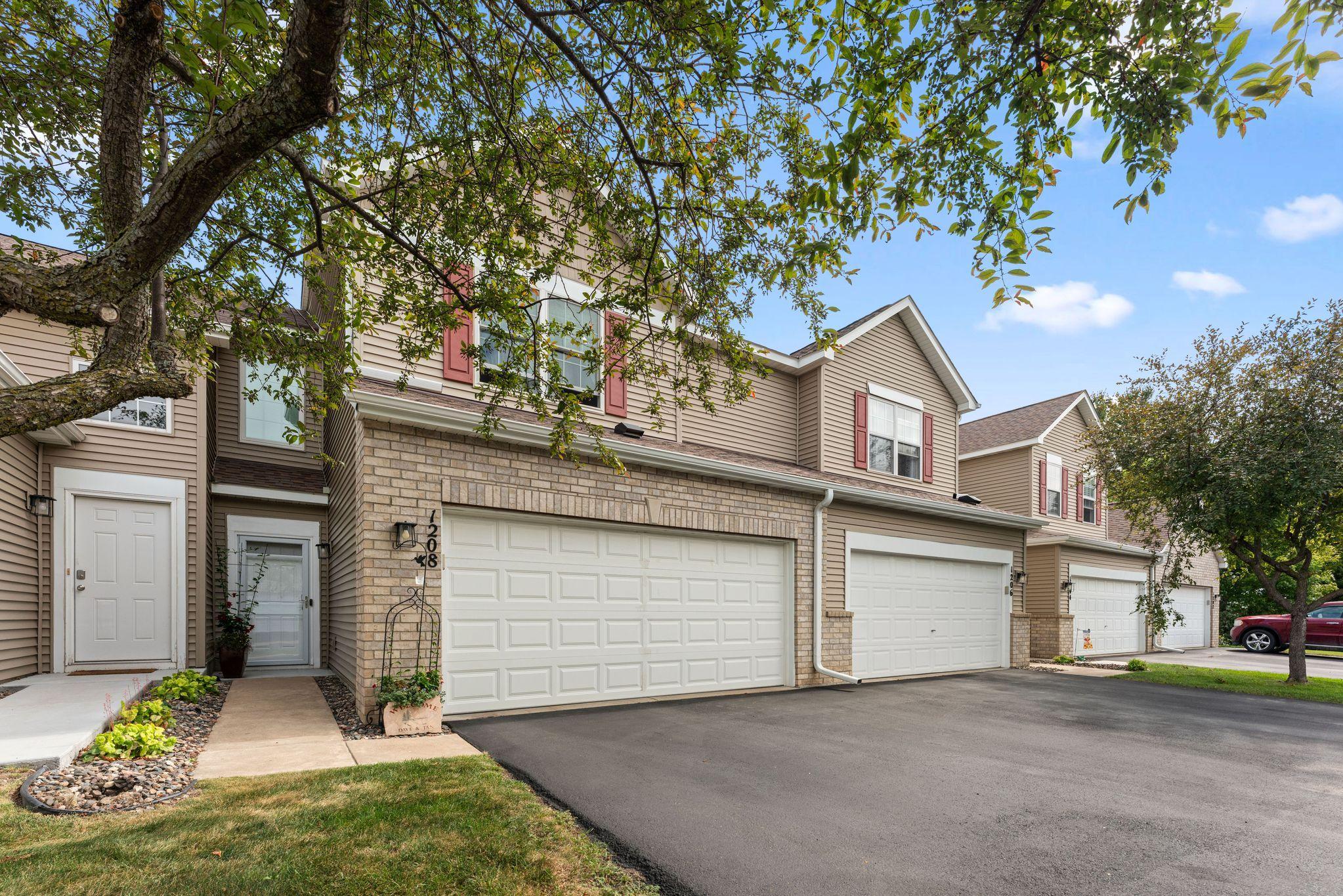 1208 Timber Way Property Photo 3