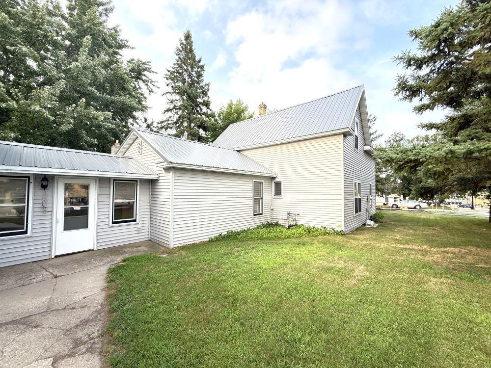 101 E Birch Avenue Property Photo 8