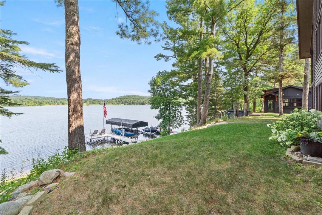 2690 Sylvan Lane Sw Property Photo 4