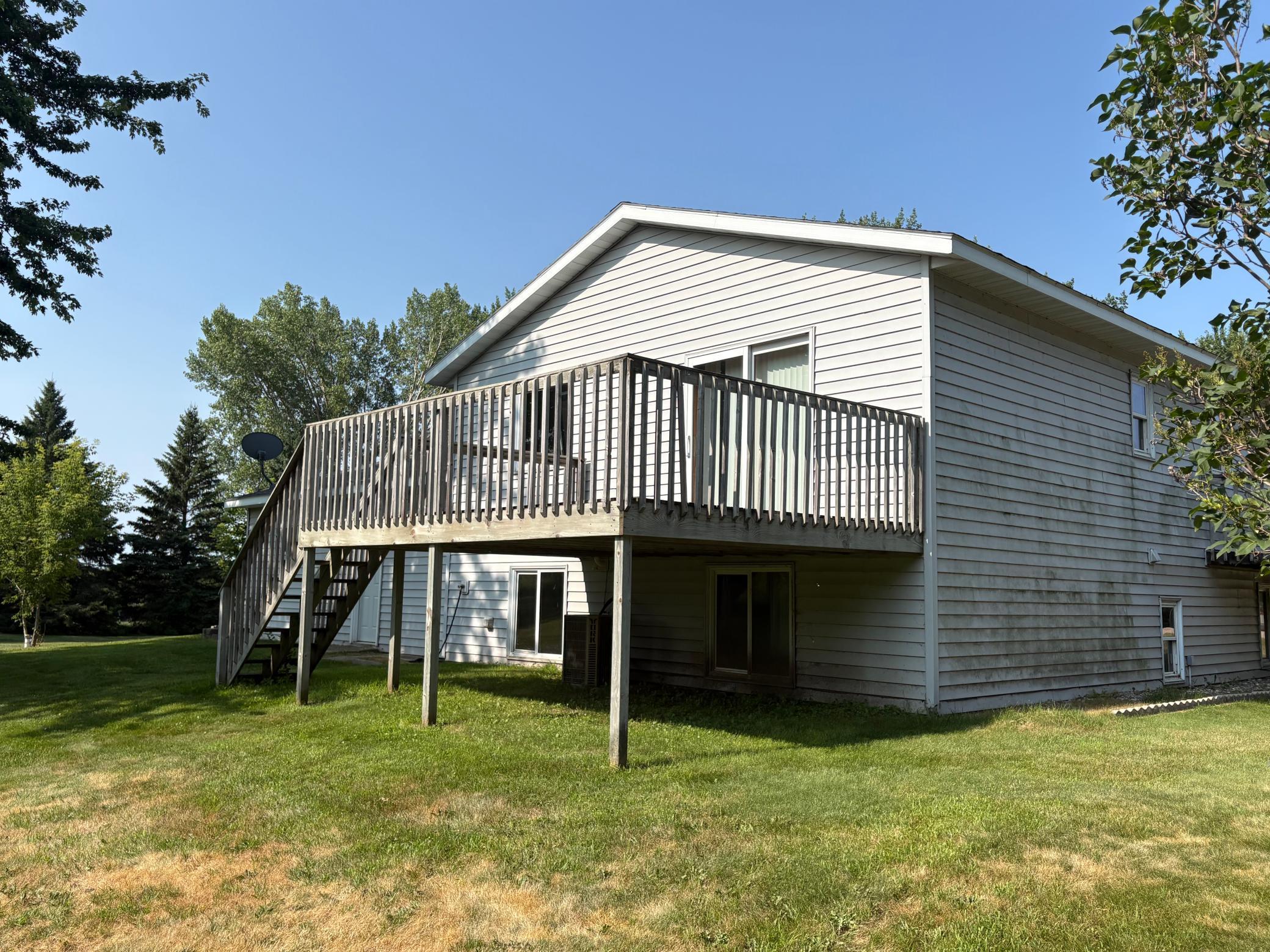 19900 Sunny Lane Property Photo 7