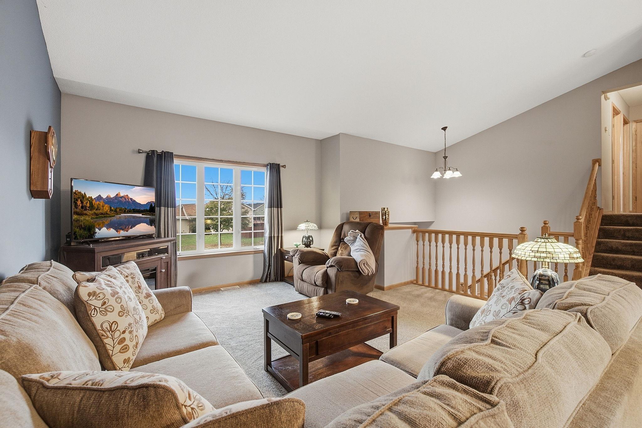 420 Moline Loop Nw Property Photo 4