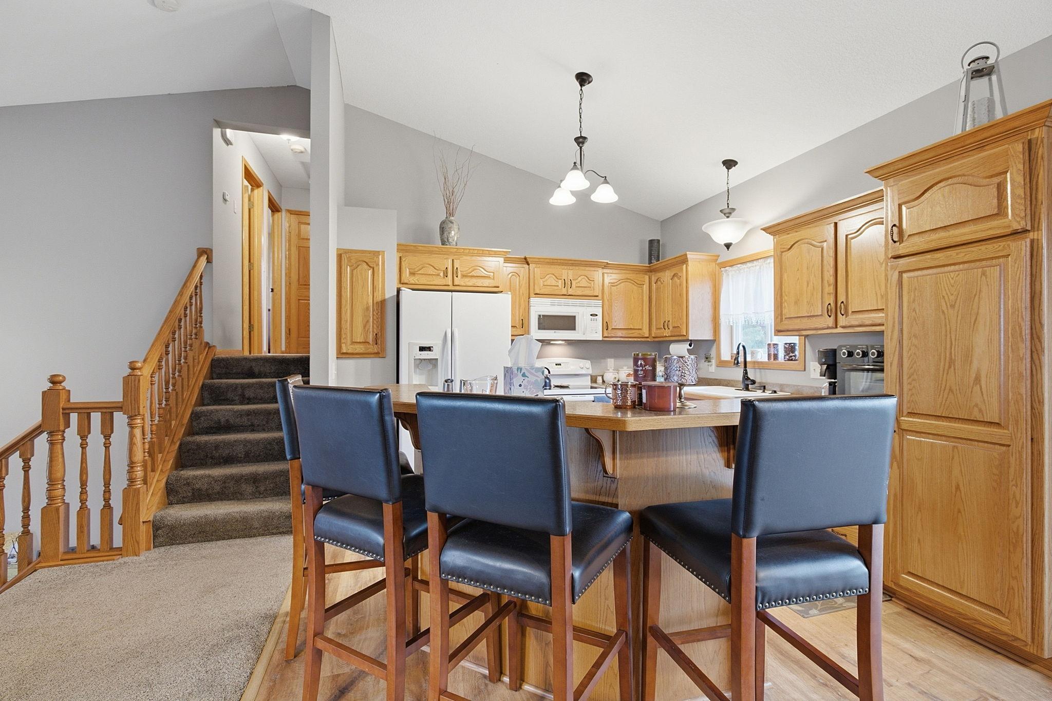 420 Moline Loop Nw Property Photo 9