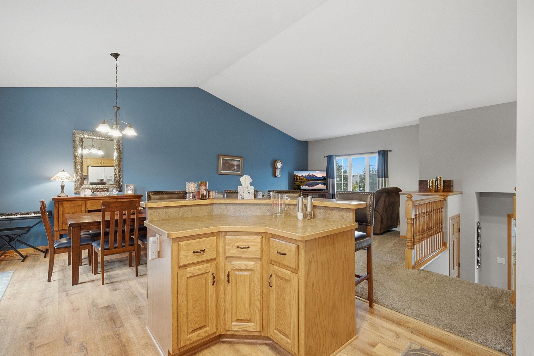 420 Moline Loop Nw Property Photo 10