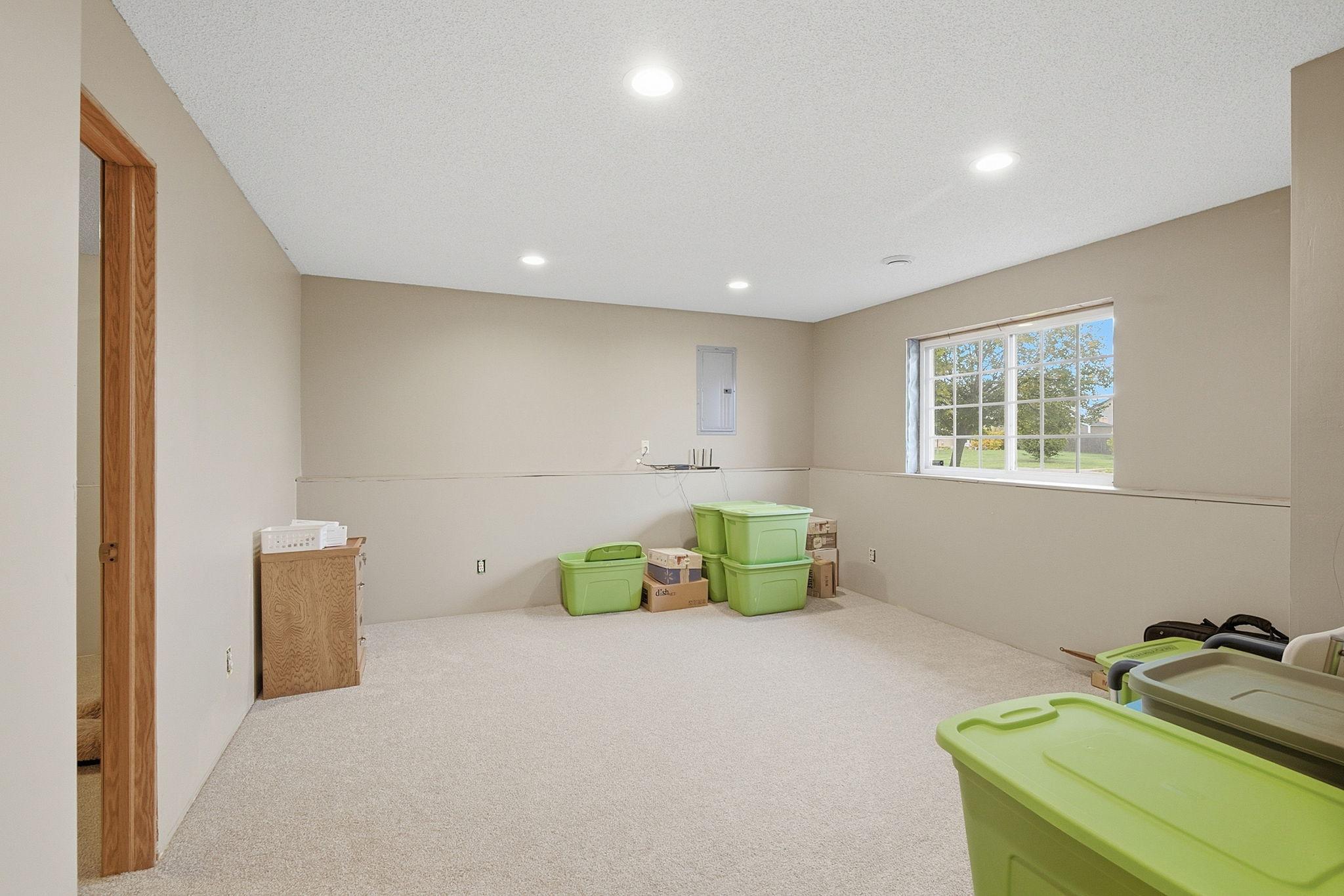 420 Moline Loop Nw Property Photo 22