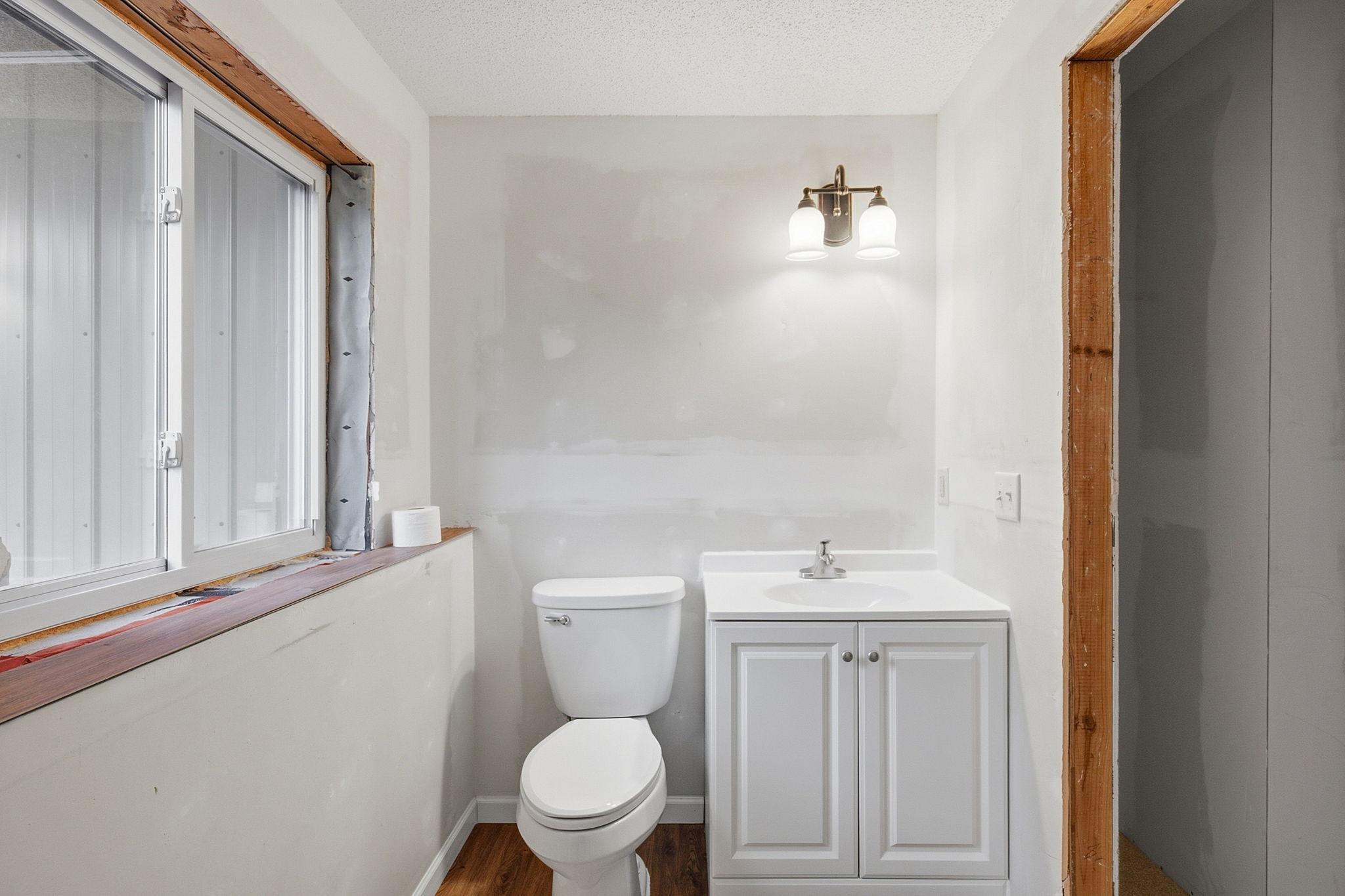 420 Moline Loop Nw Property Photo 28
