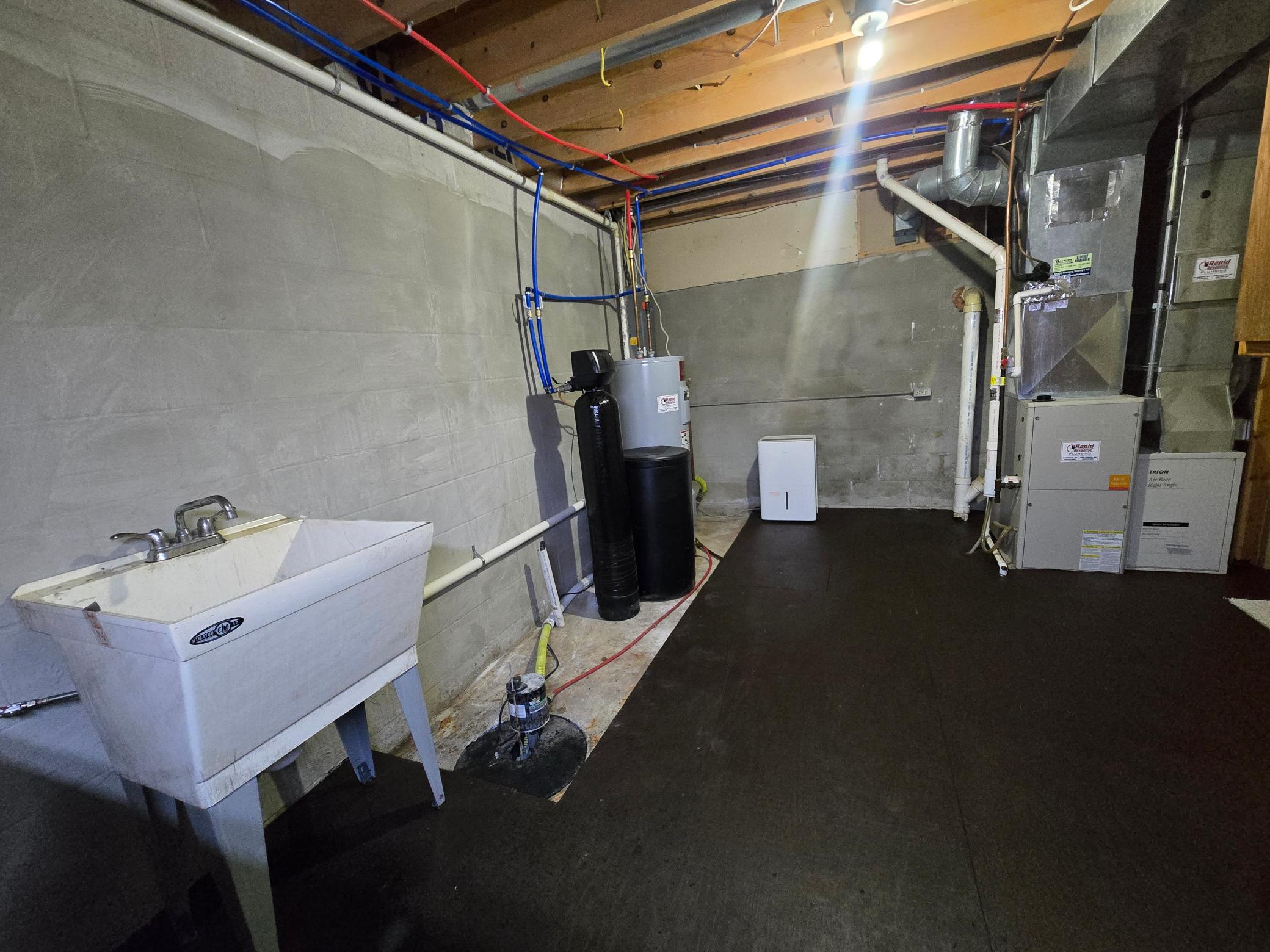 250 School Avenue Property Photo 50