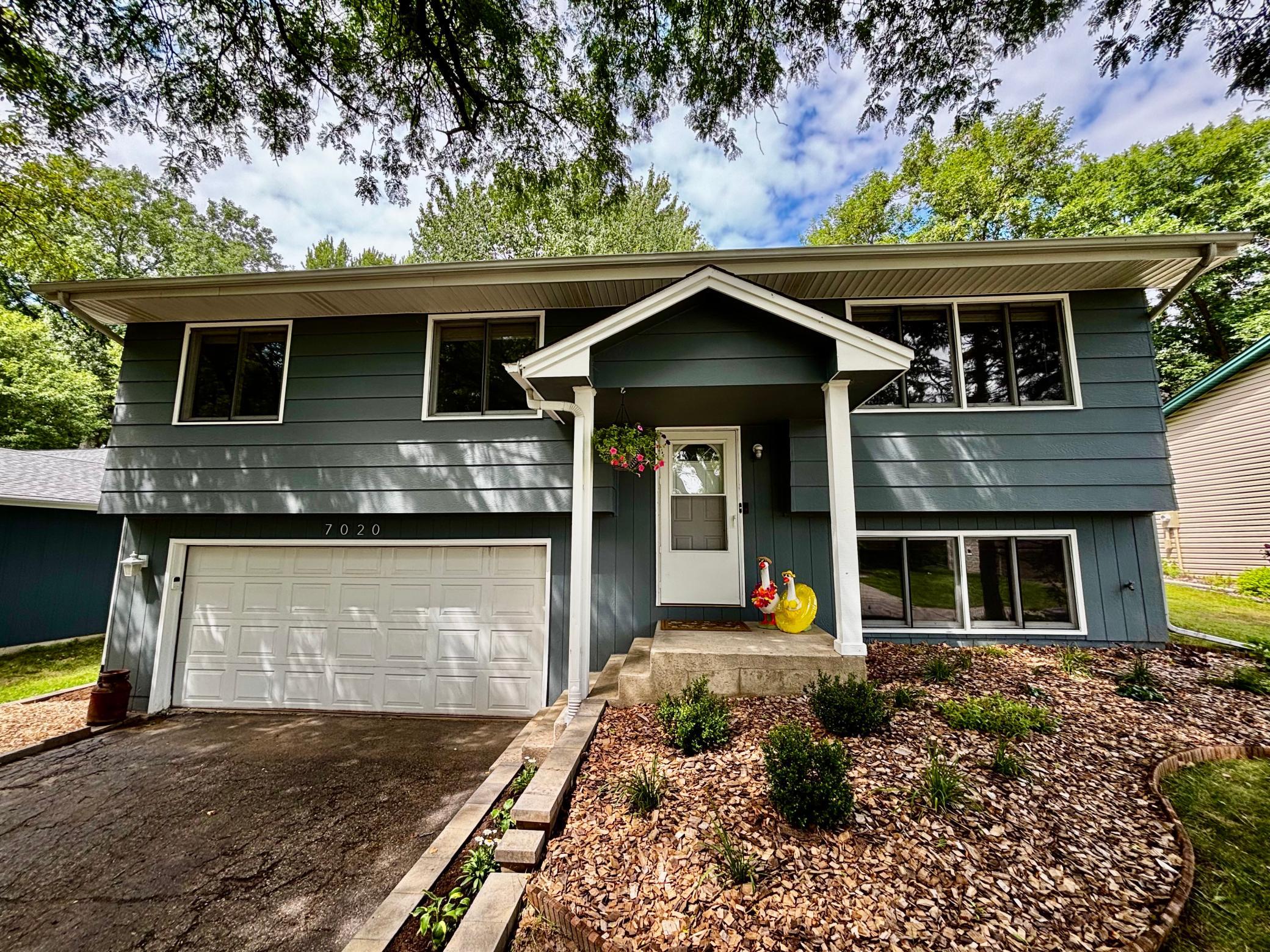 7020 Springhill Circle Property Photo 1