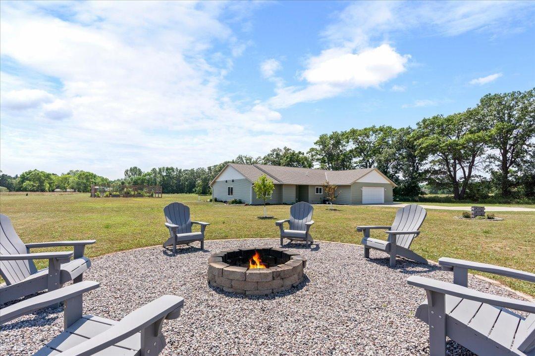 10505 Kinder Corners Property Photo 4