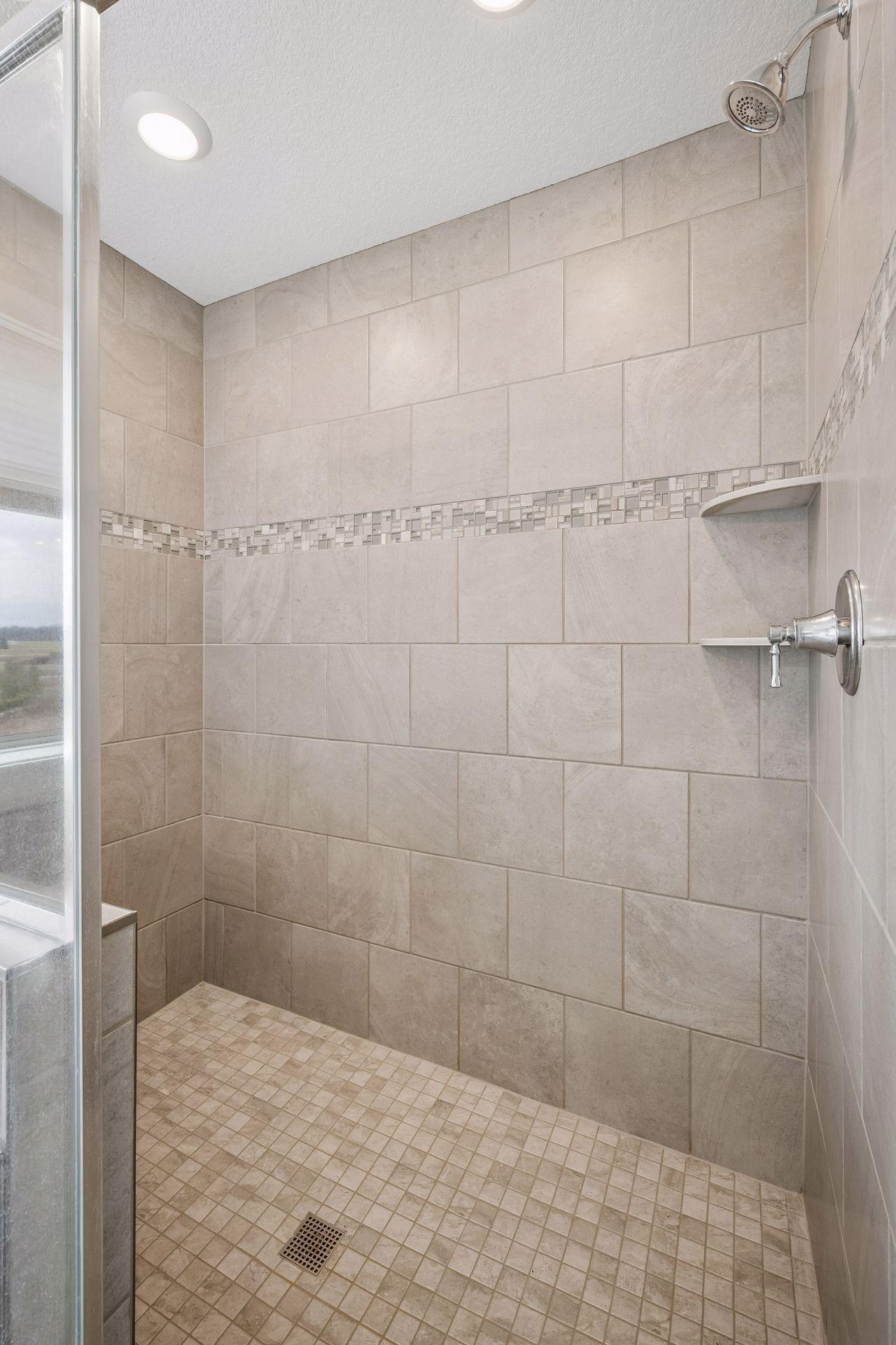 4925 Otter Trail Ne Property Photo 27