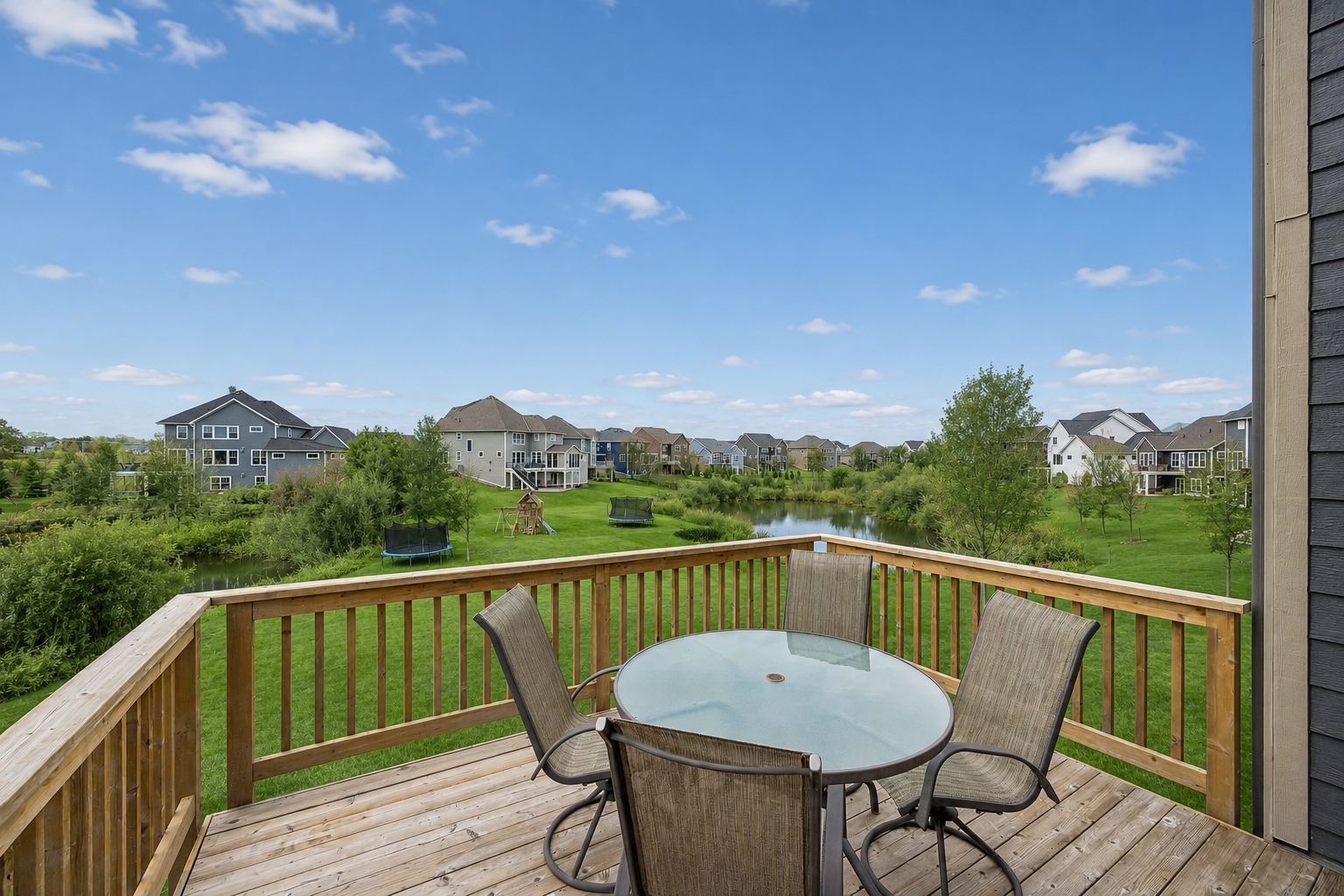 4925 Otter Trail Ne Property Photo 45