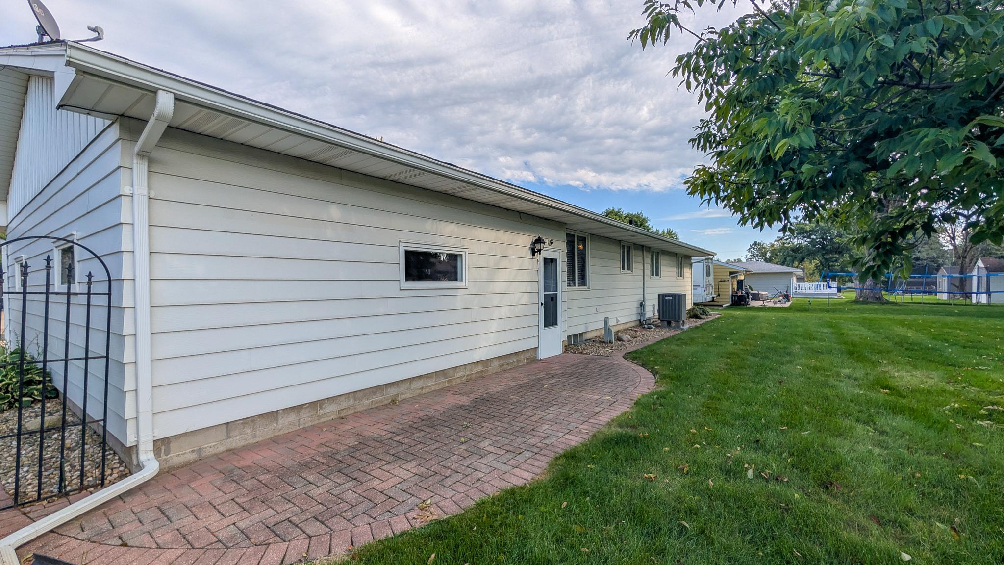 1407 9th Street Nw Property Photo 4