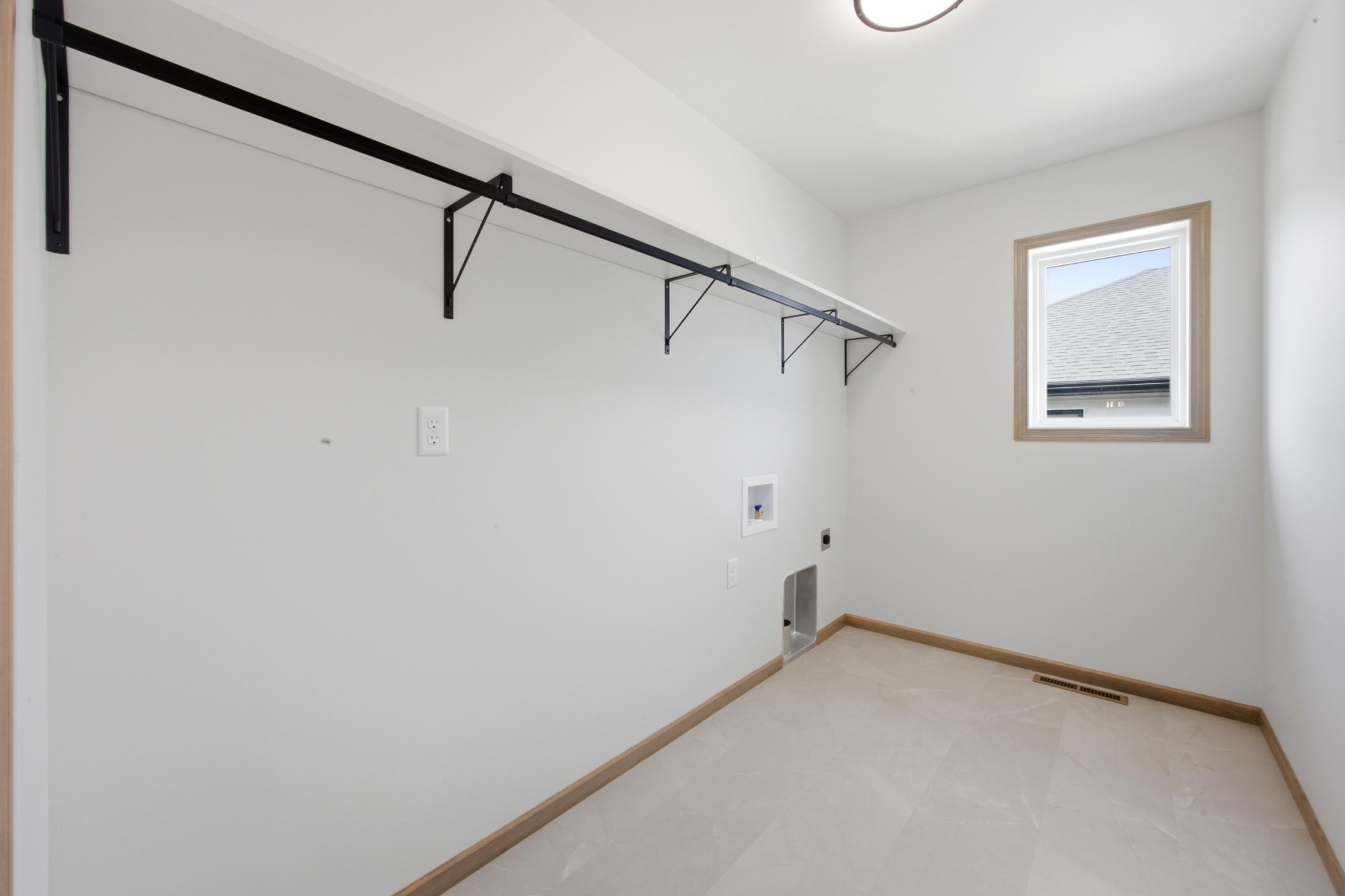 967 61st Avenue W Property Photo 28