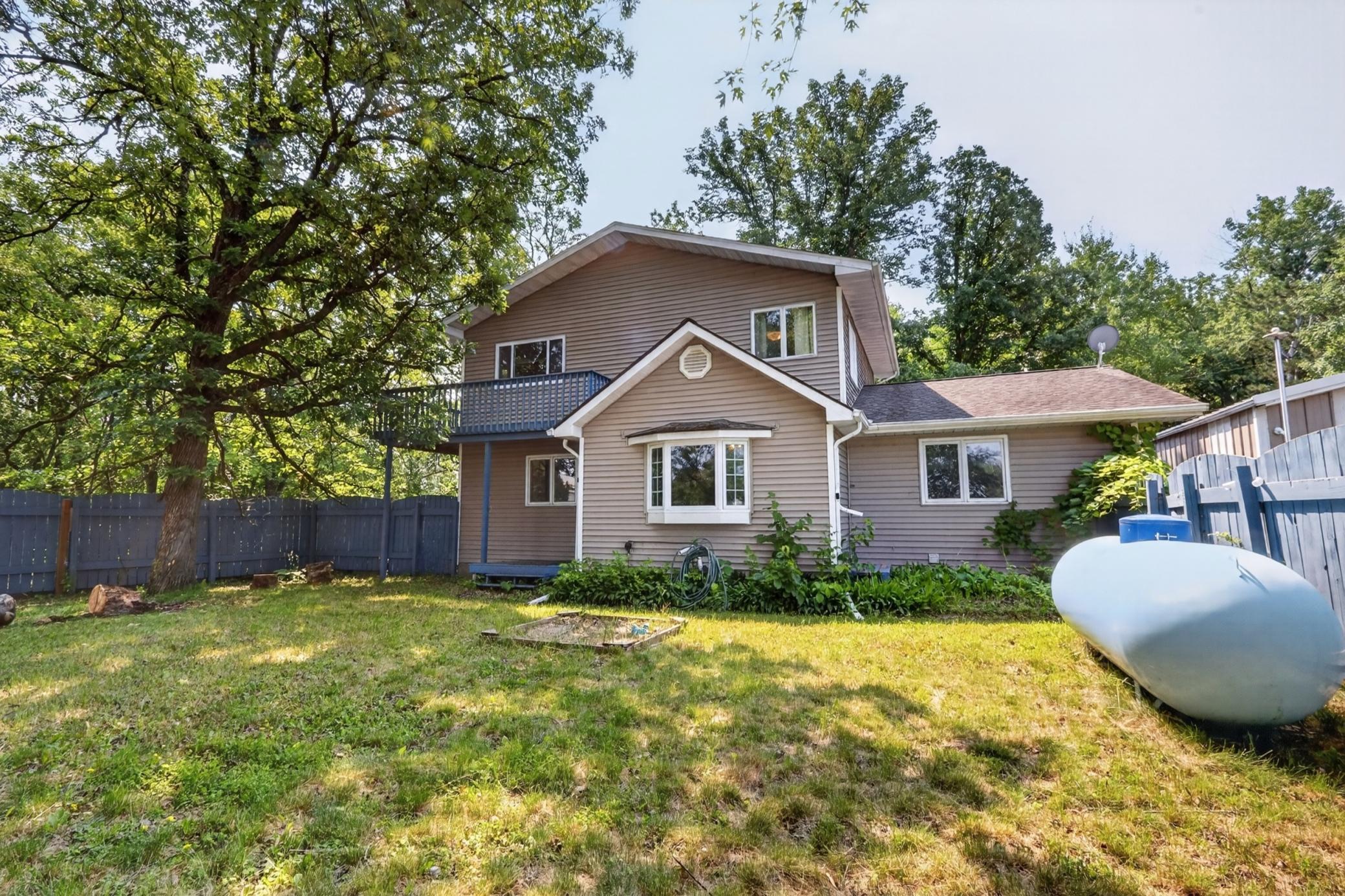 100 Cedar Street Property Photo 4