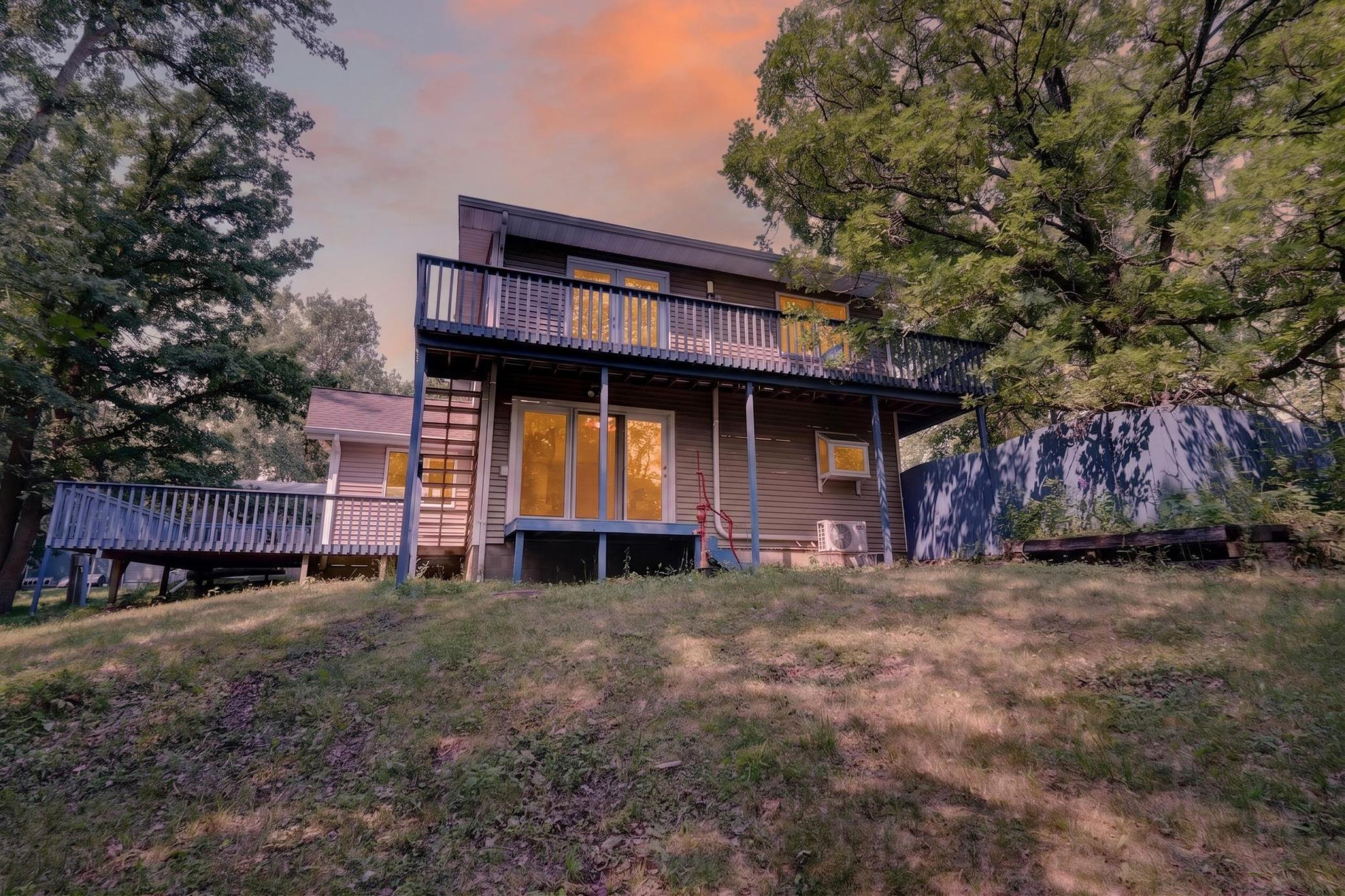 100 Cedar Street Property Photo 6