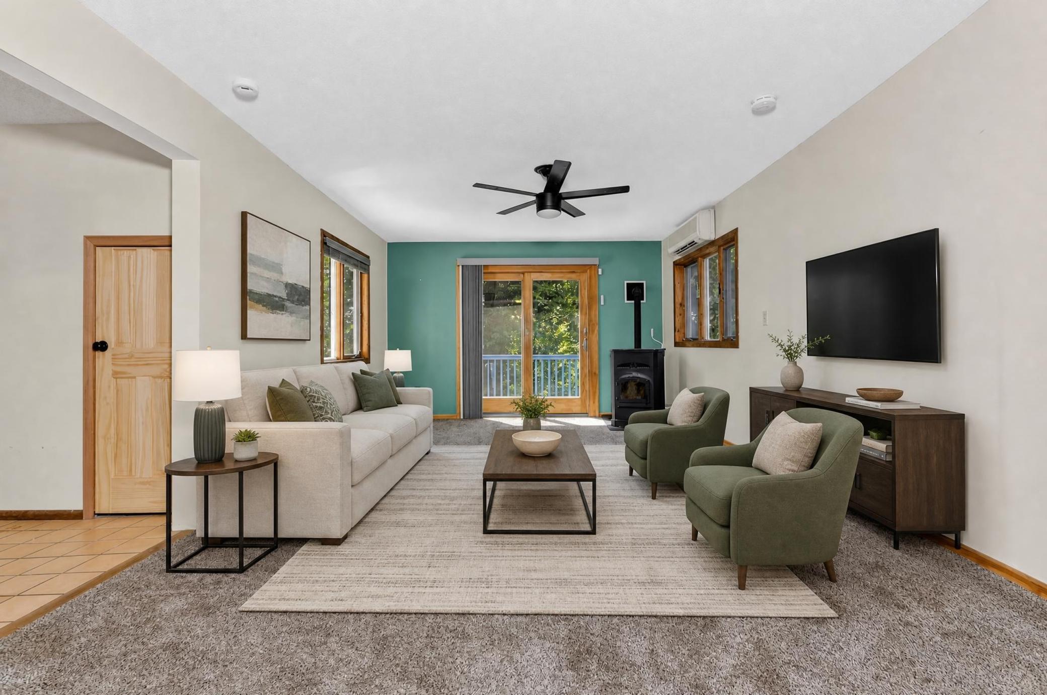100 Cedar Street Property Photo 10
