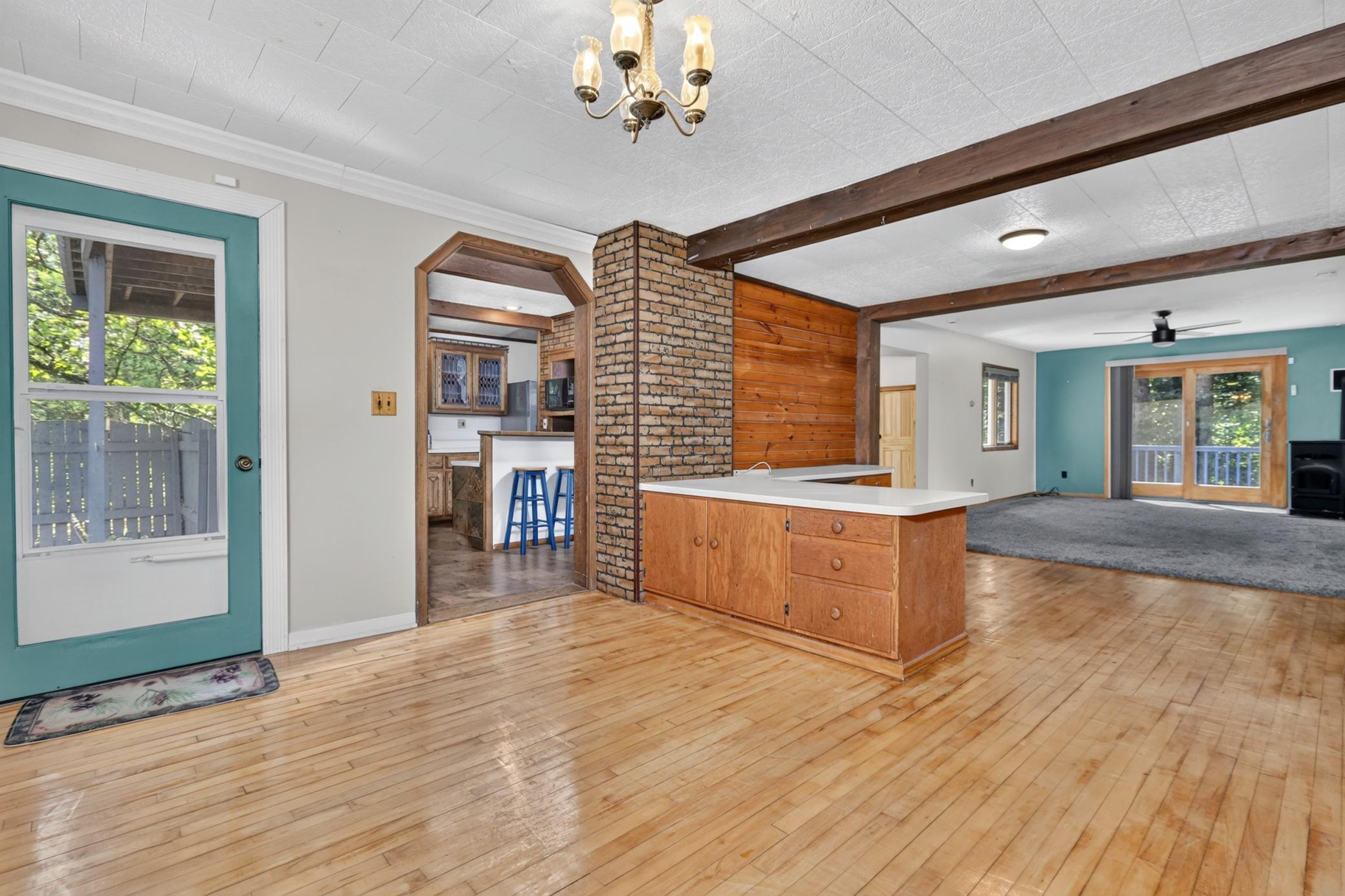 100 Cedar Street Property Photo 13