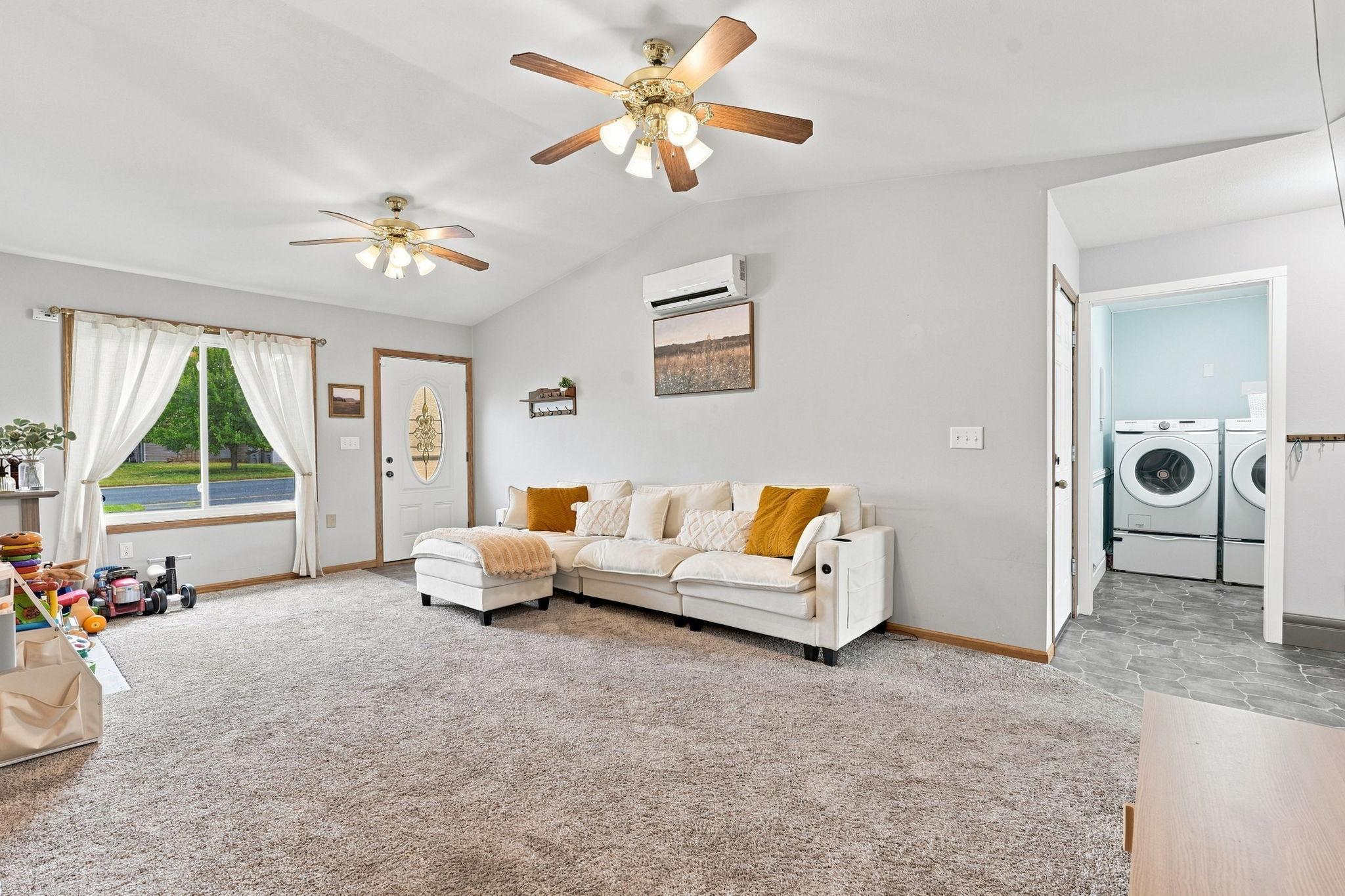 1880 Windmill Drive Property Photo 8