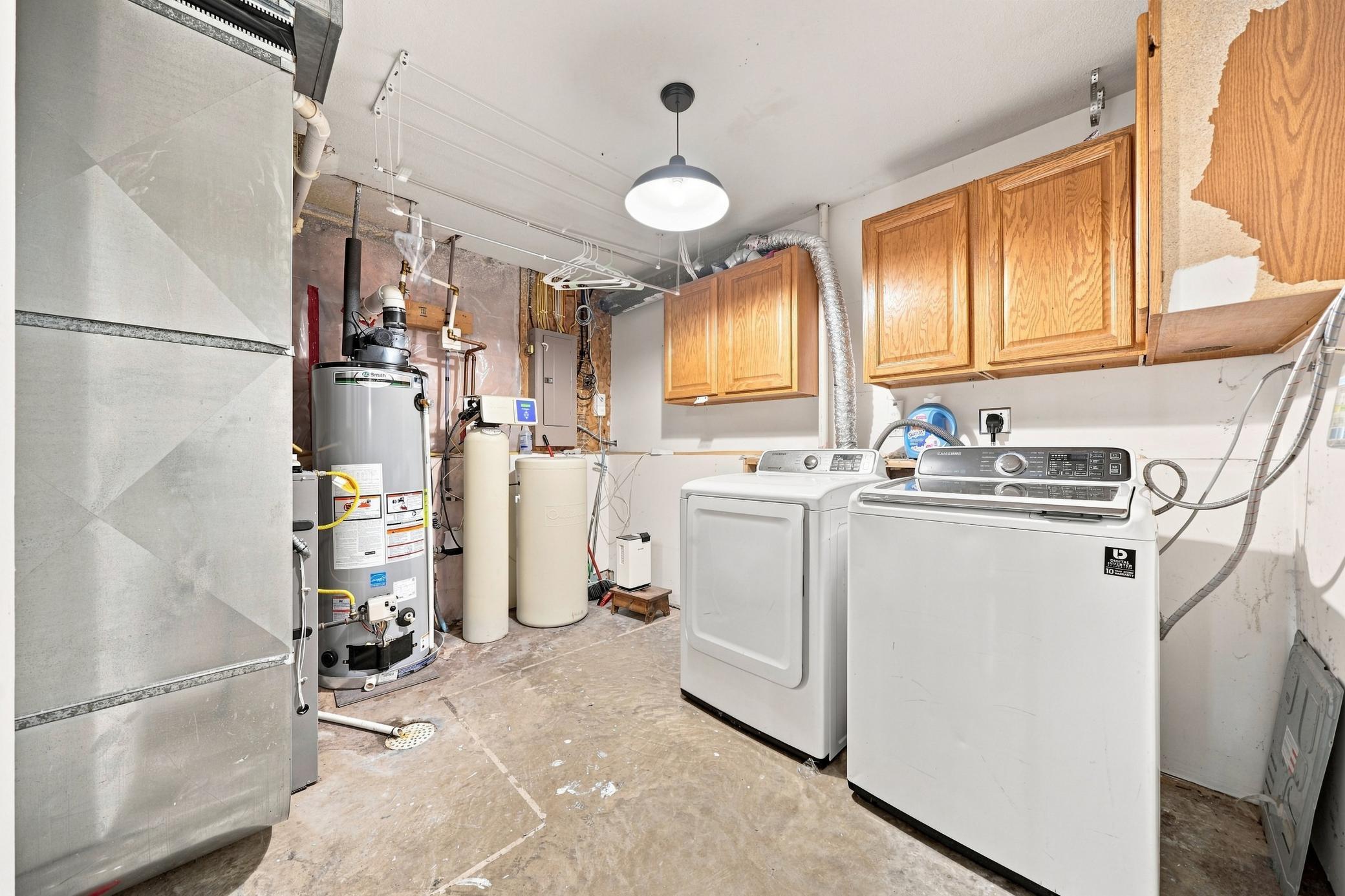 708 Maplebrook Drive Ne Property Photo 25
