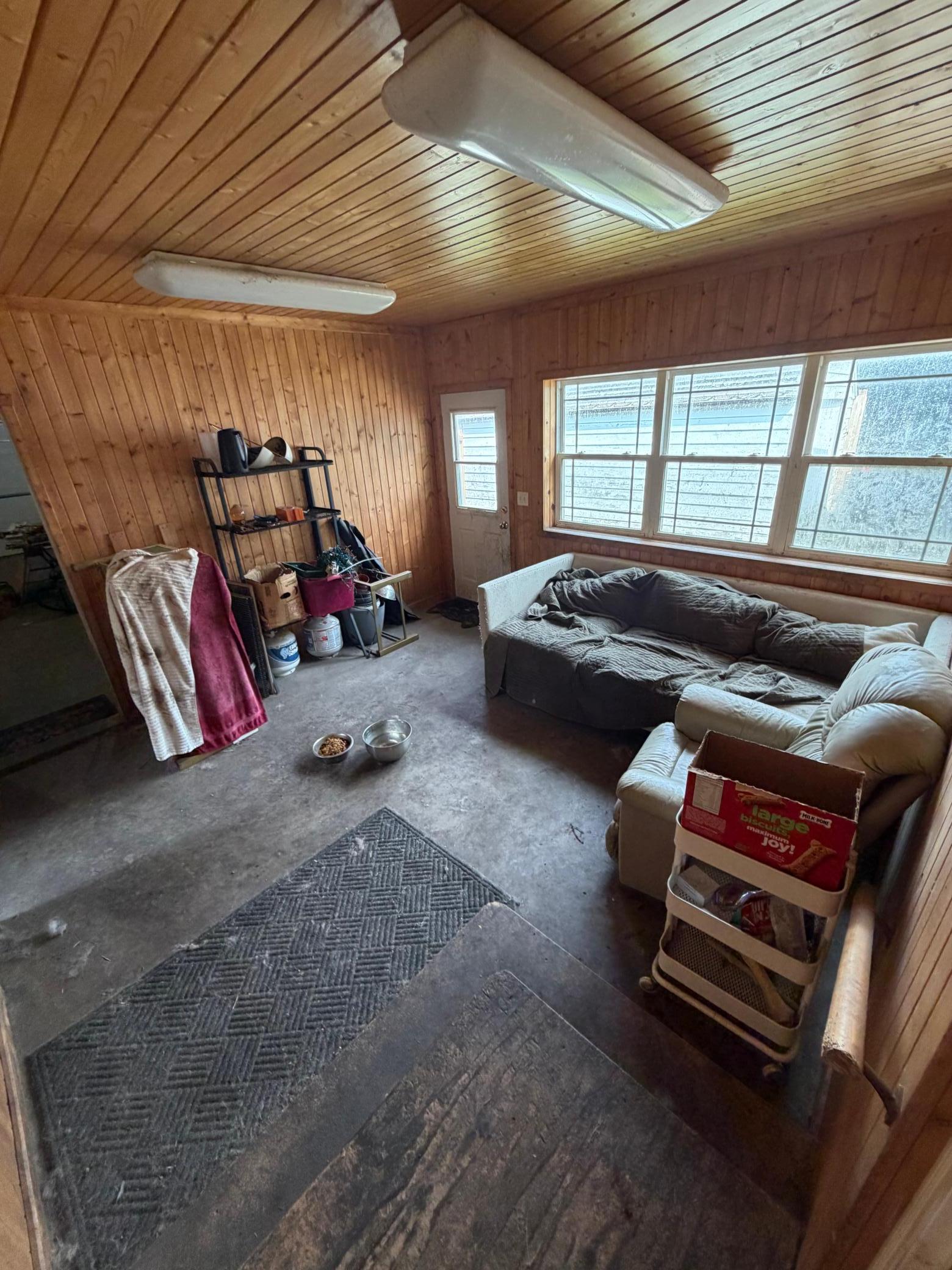 805 Elm Avenue S Property Photo 23