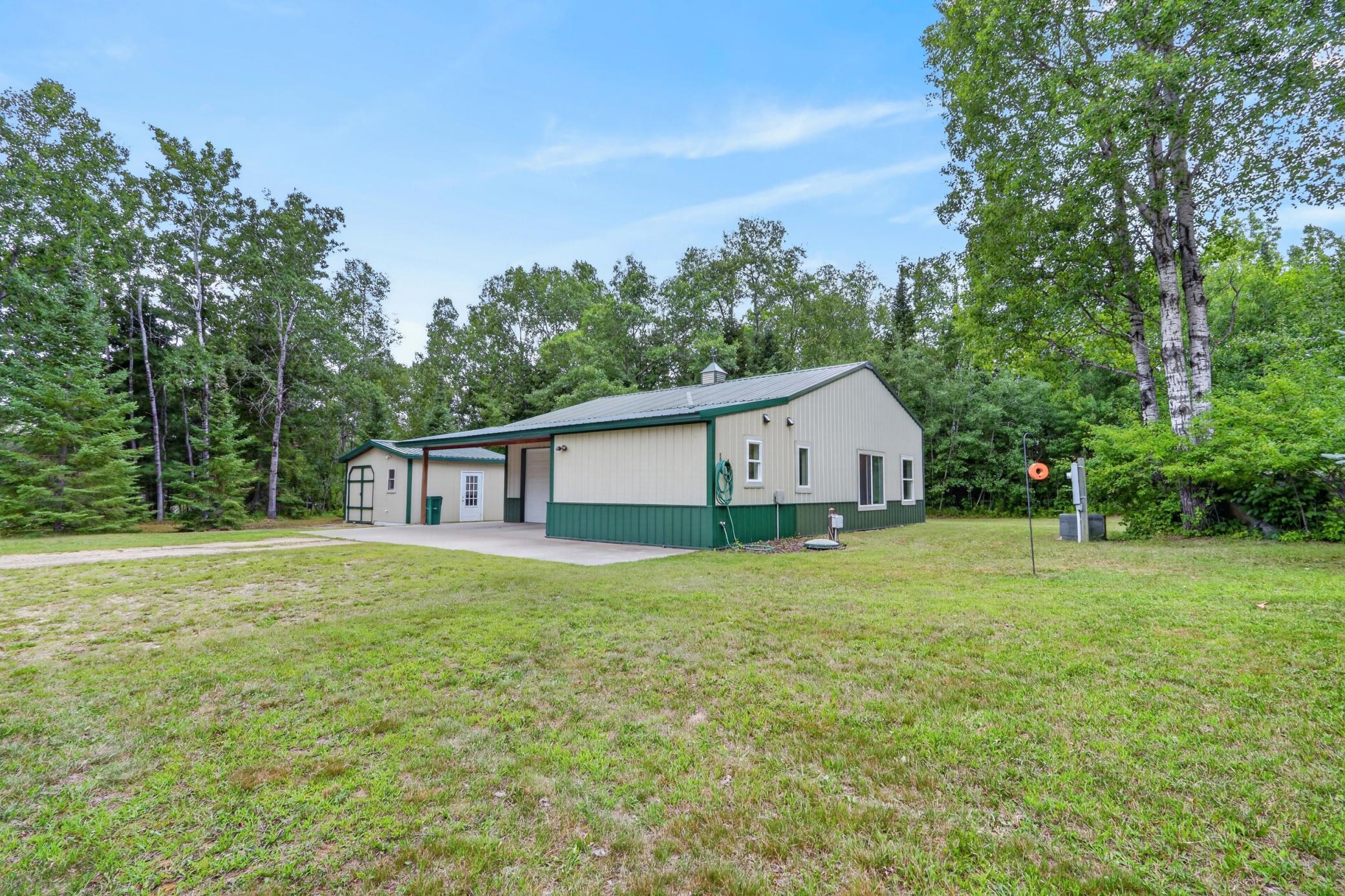 28750 Prairie Lake Road Property Photo 2