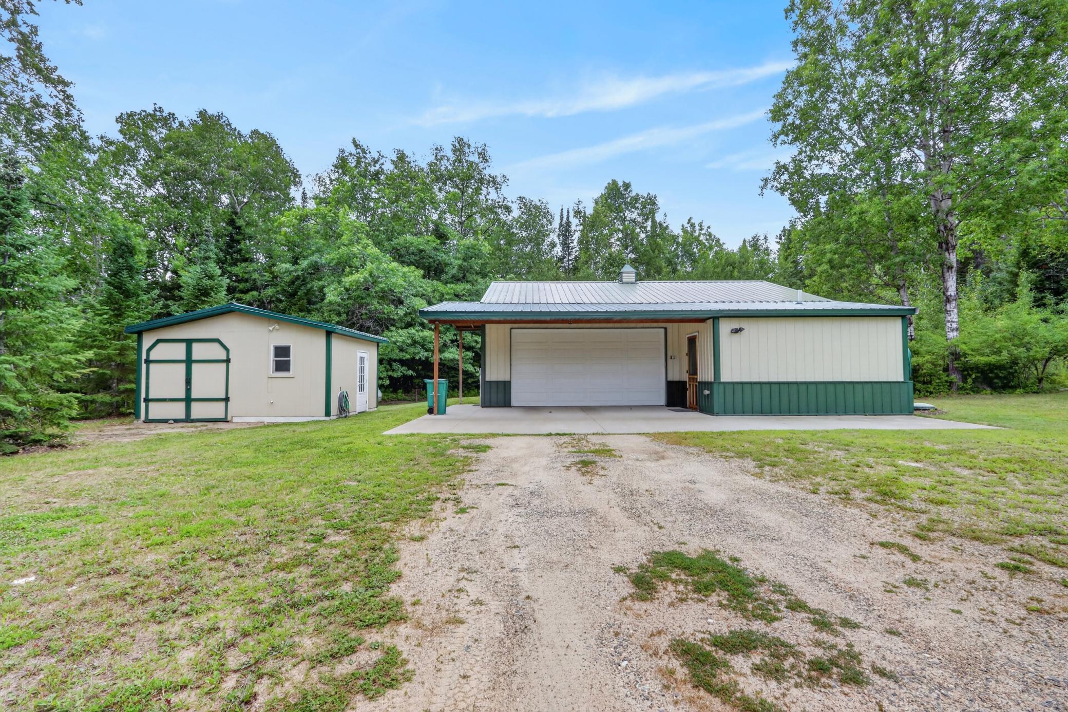 28750 Prairie Lake Road Property Photo 3