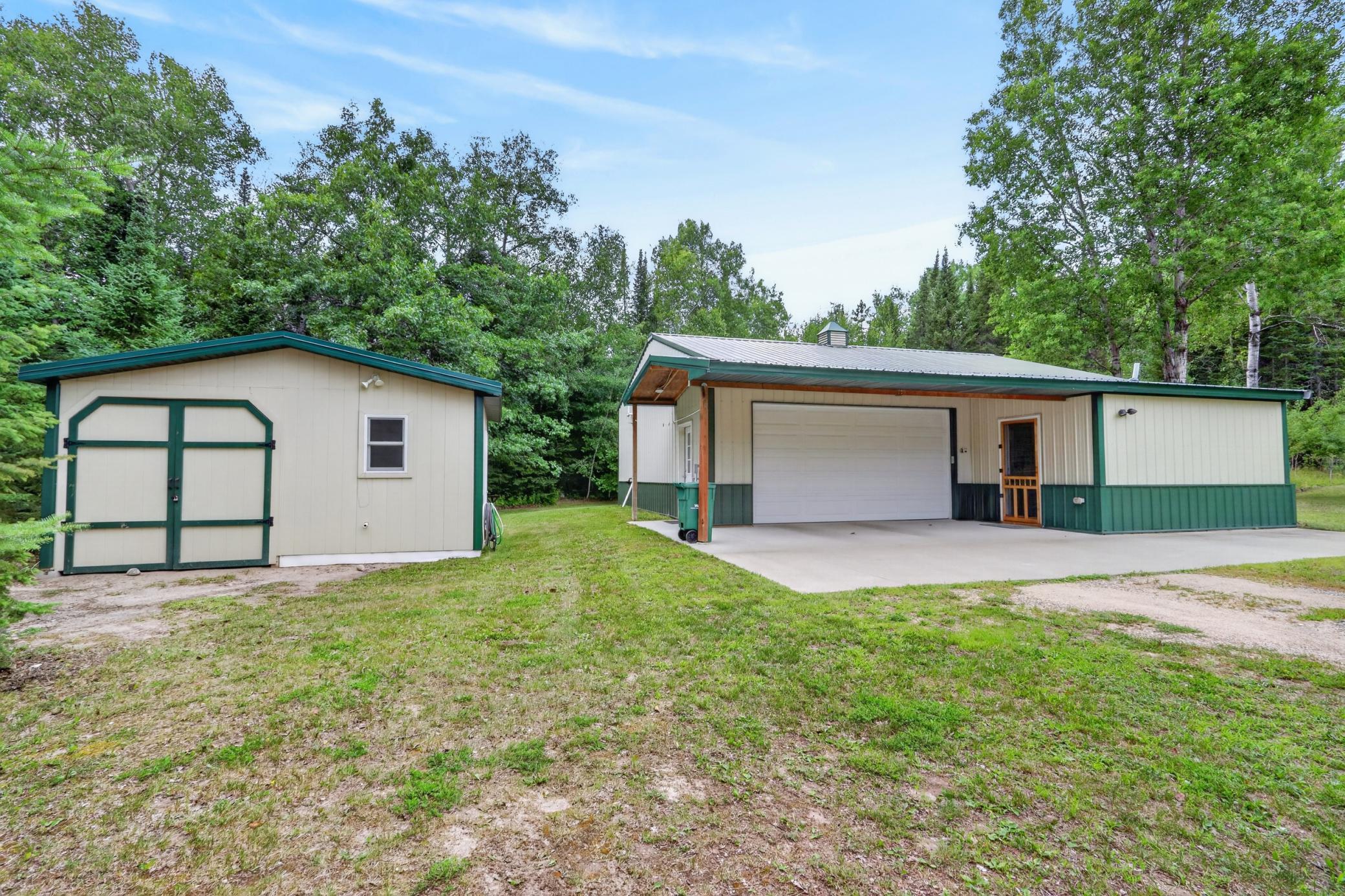 28750 Prairie Lake Road Property Photo 4