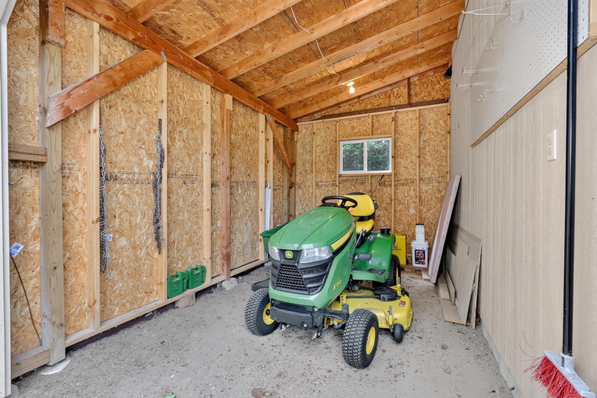 28750 Prairie Lake Road Property Photo 33