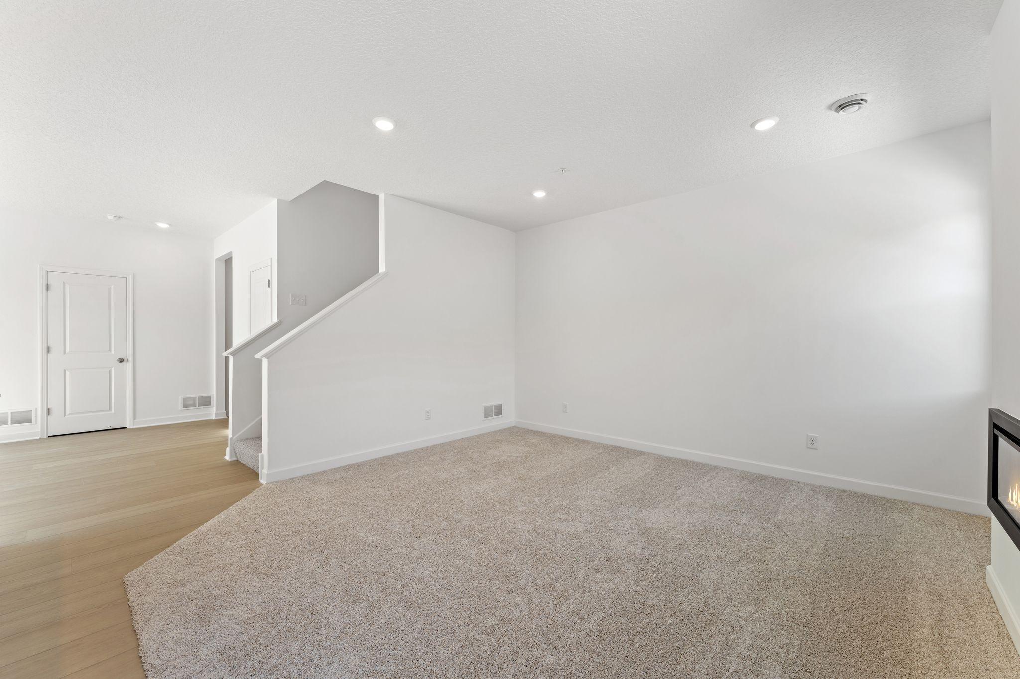 222 Huntington Drive Property Photo 8