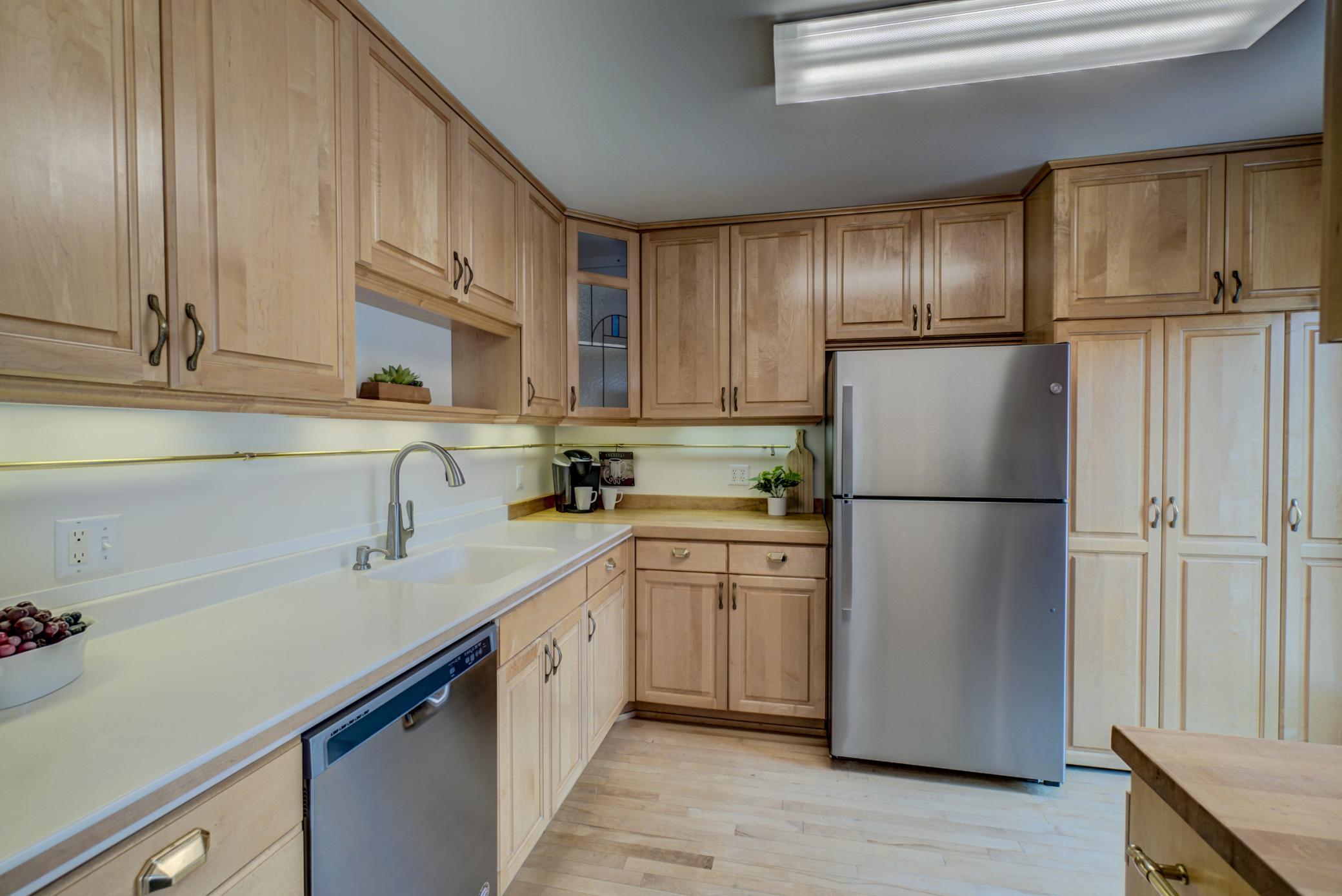 191 Windsor Lane Property Photo 8