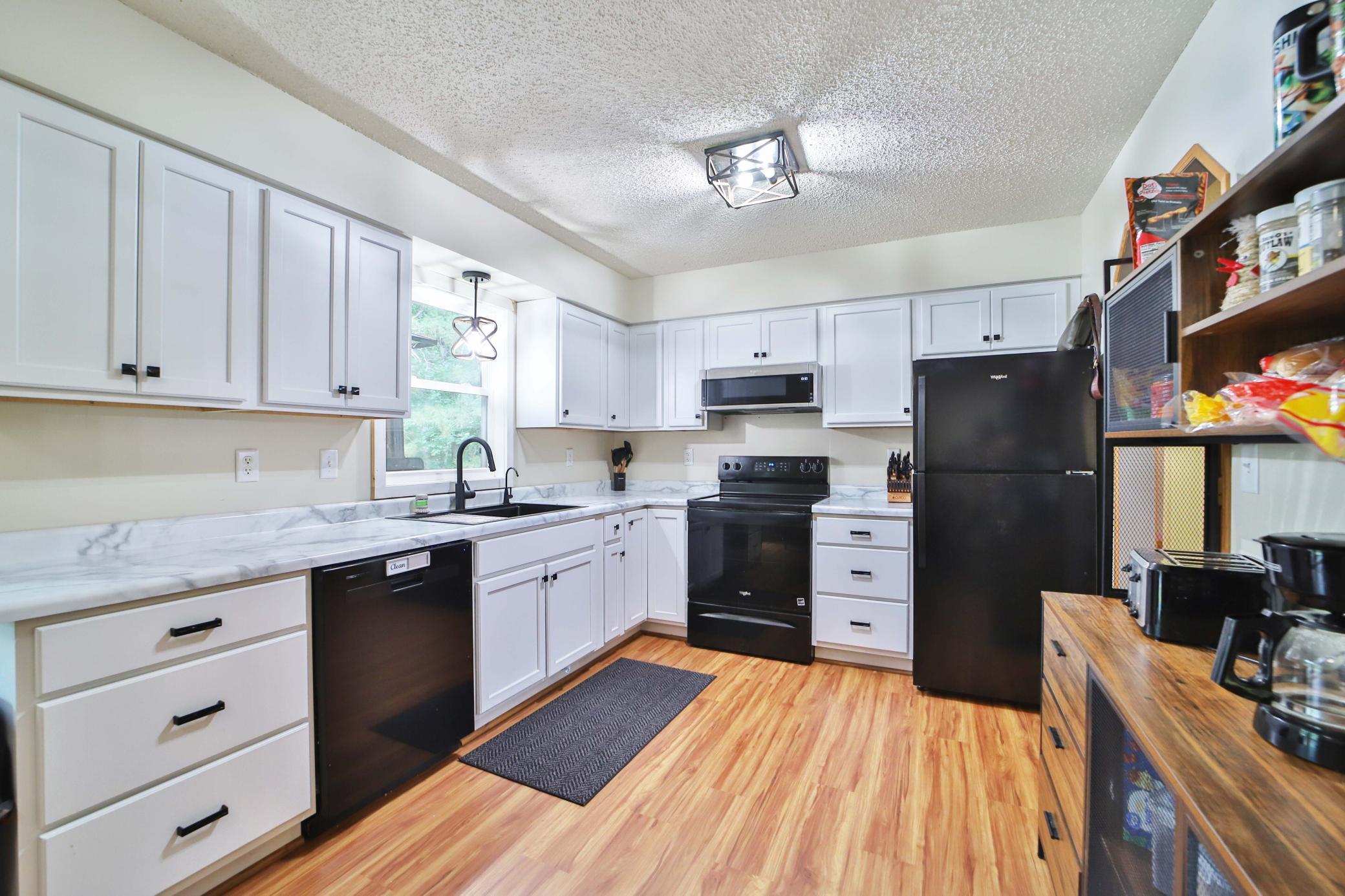 9774 Wise Road Property Photo 2