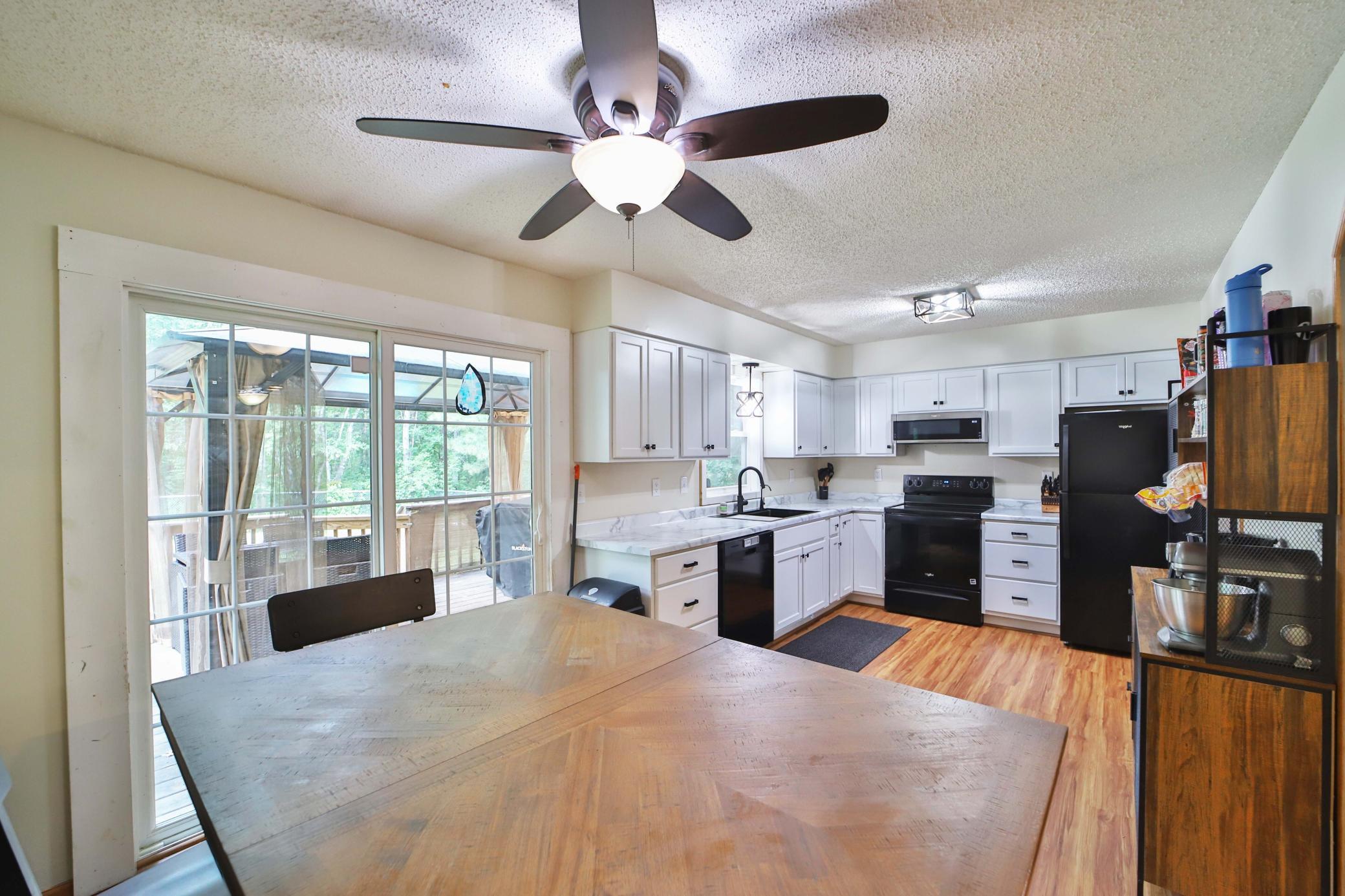 9774 Wise Road Property Photo 8