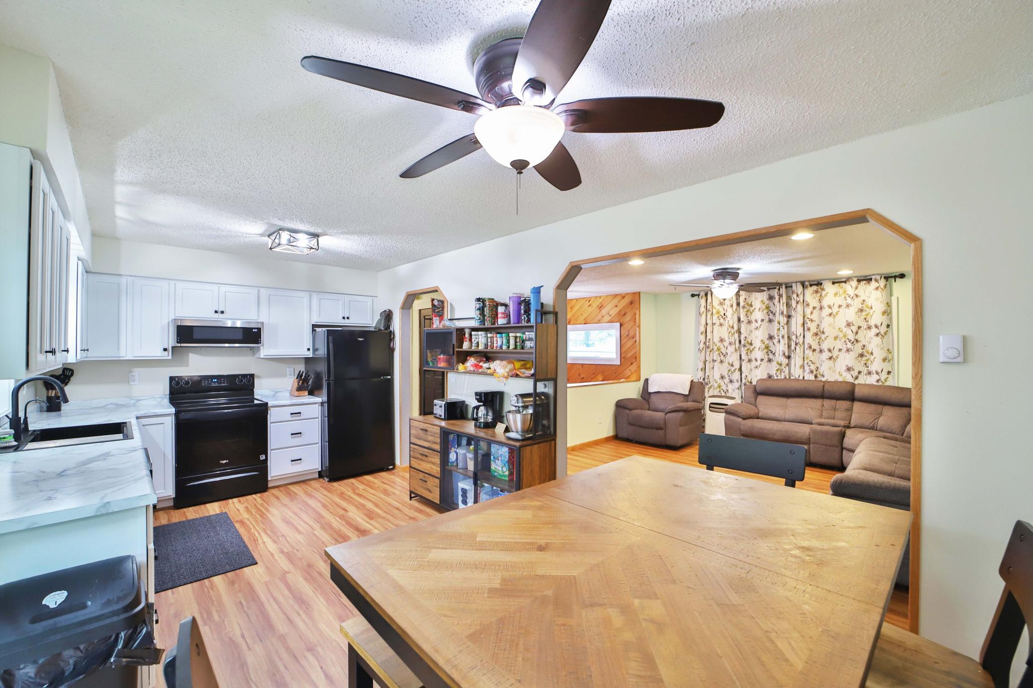 9774 Wise Road Property Photo 9