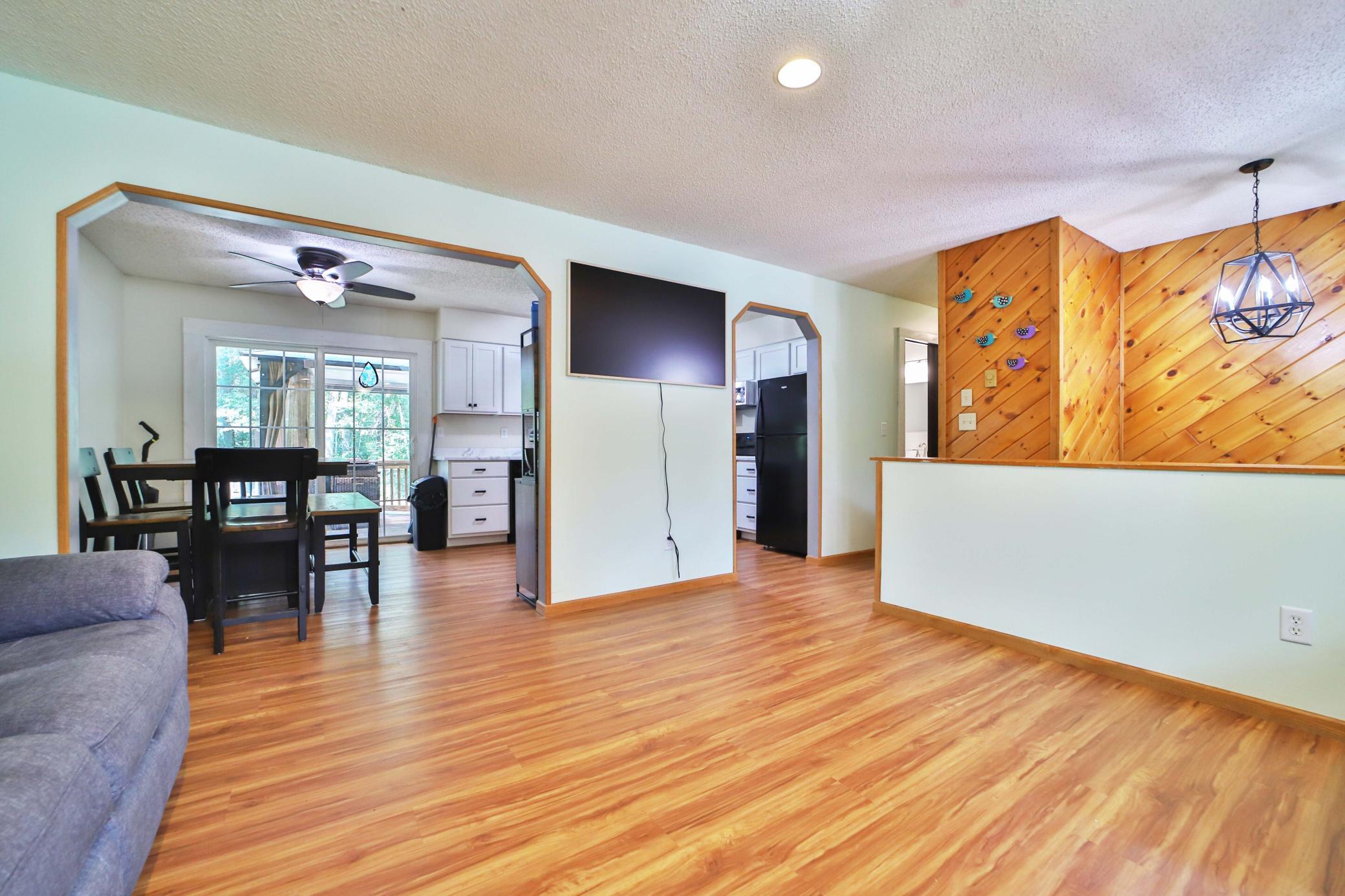 9774 Wise Road Property Photo 14