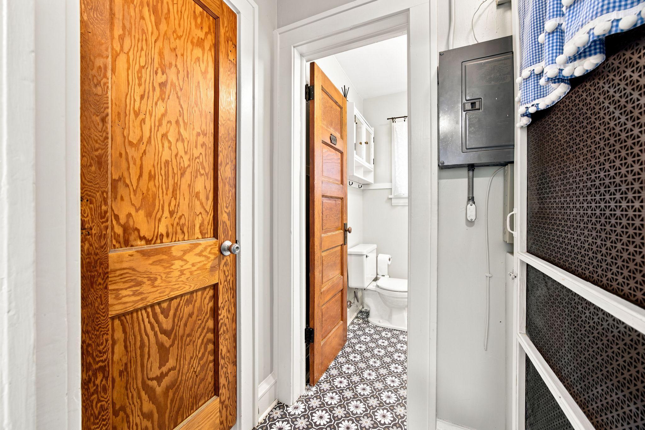 4634 Bloomington Avenue Property Photo 11