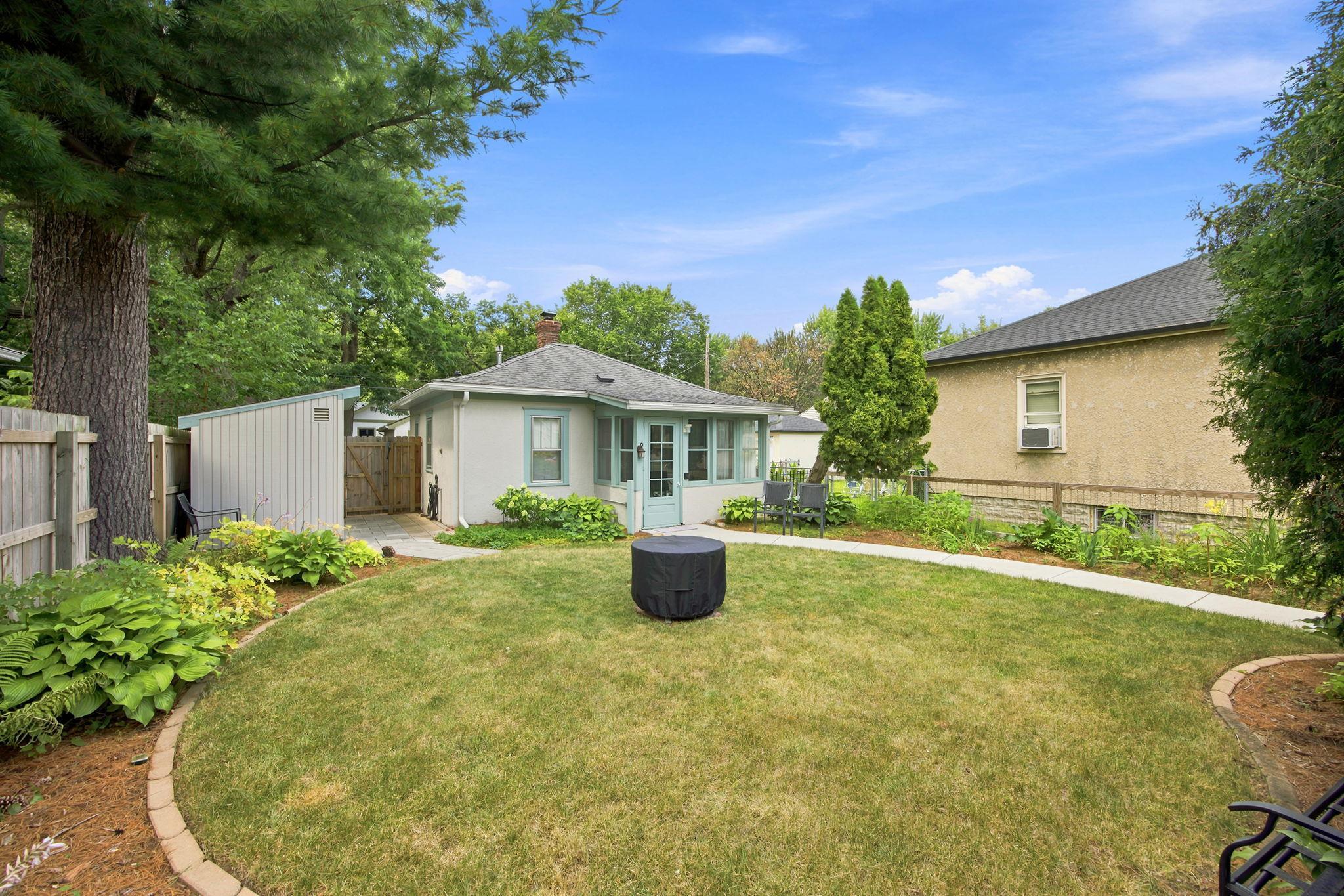 4634 Bloomington Avenue Property Photo 17