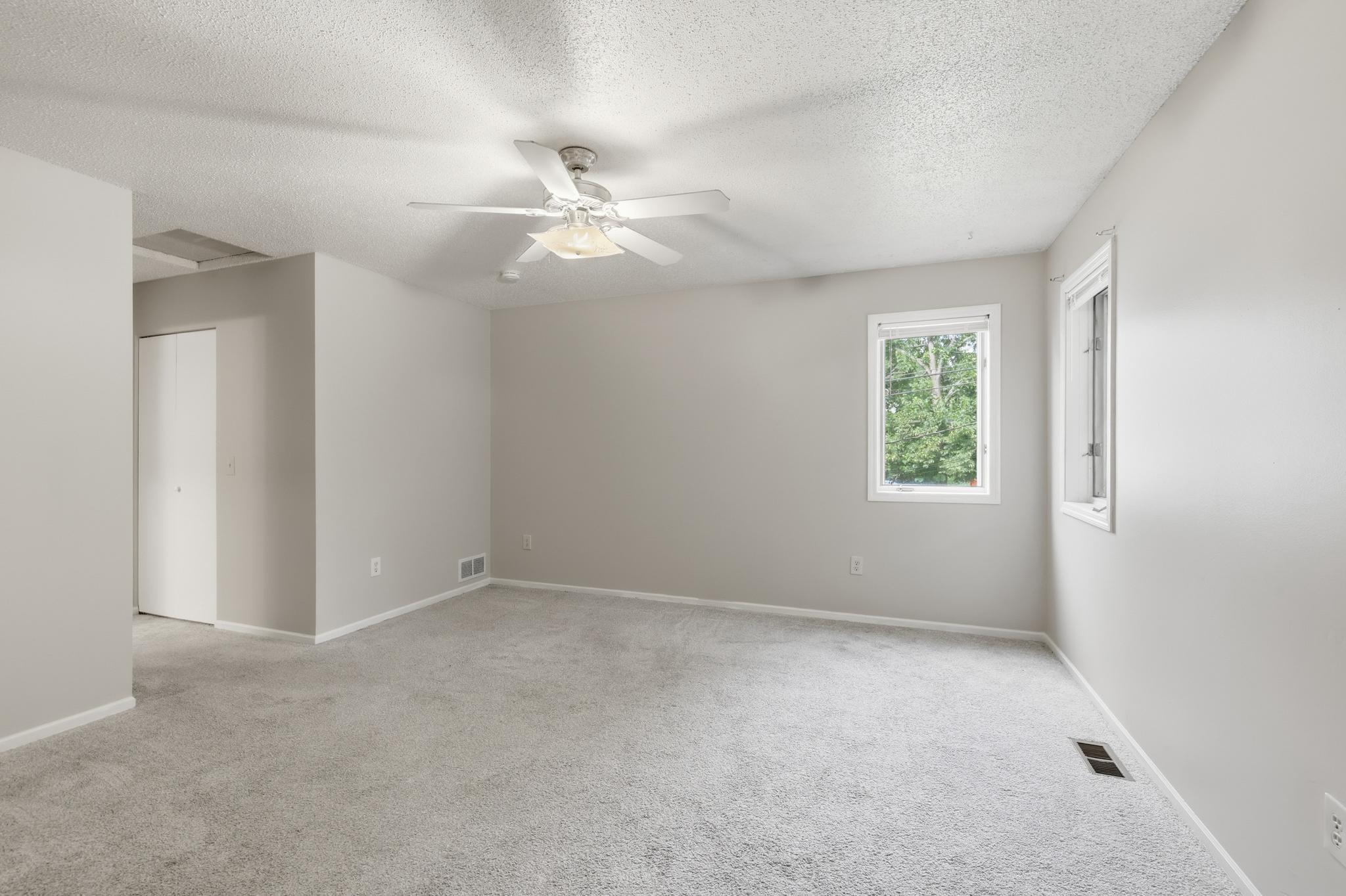 2613 Emerson Avenue N Property Photo 11