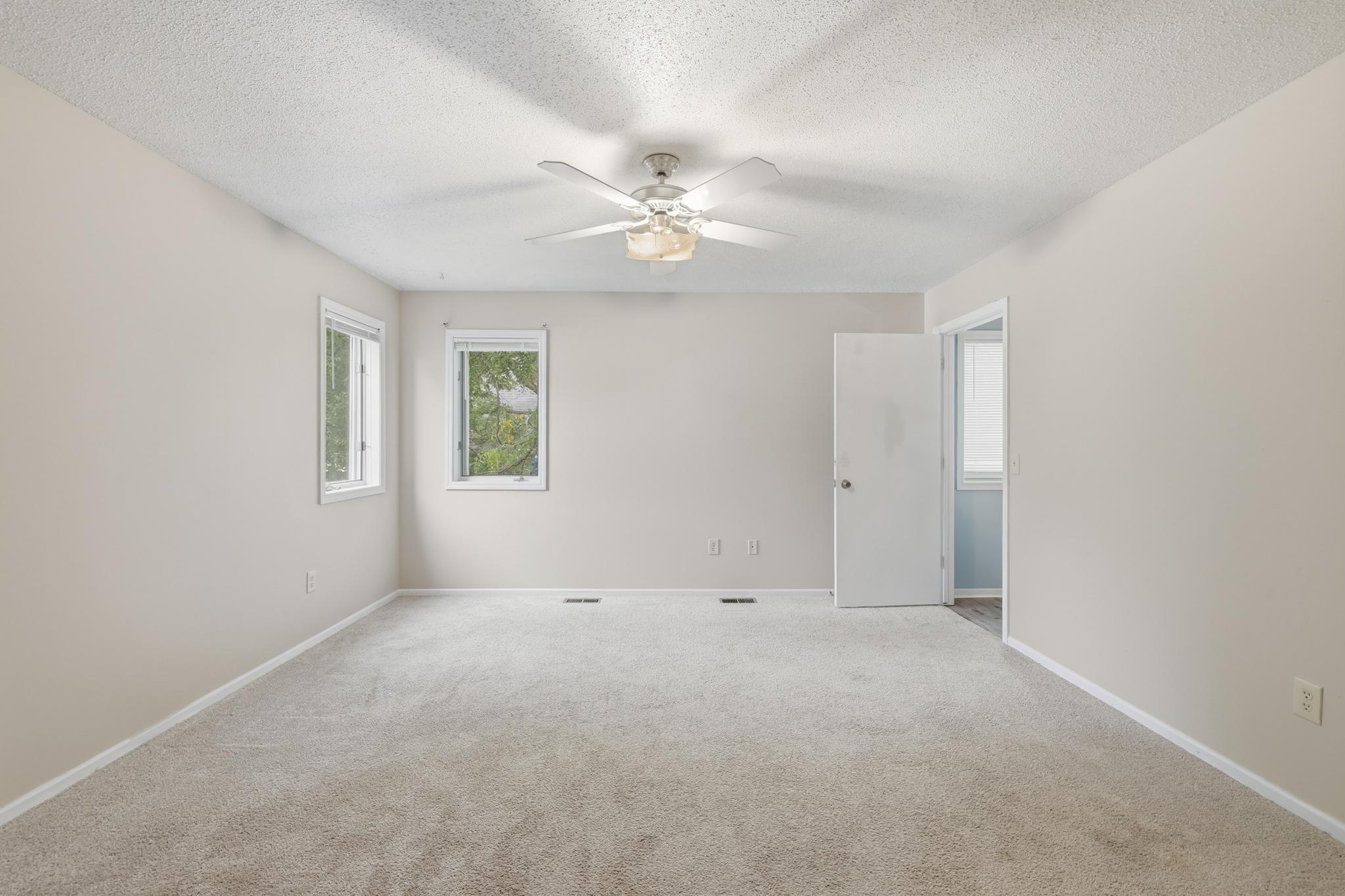 2613 Emerson Avenue N Property Photo 20
