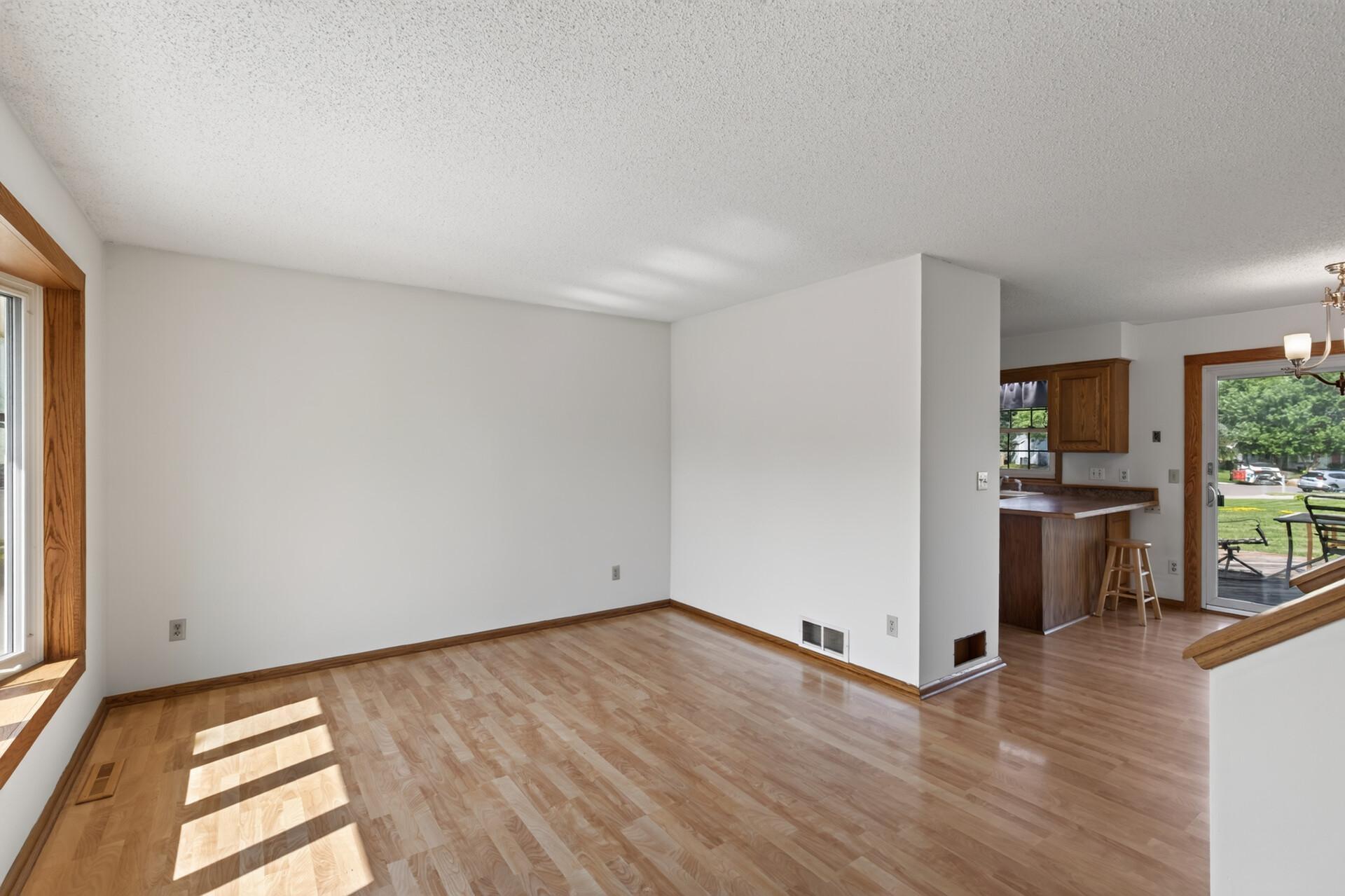 7430 170th Court W Property Photo 4