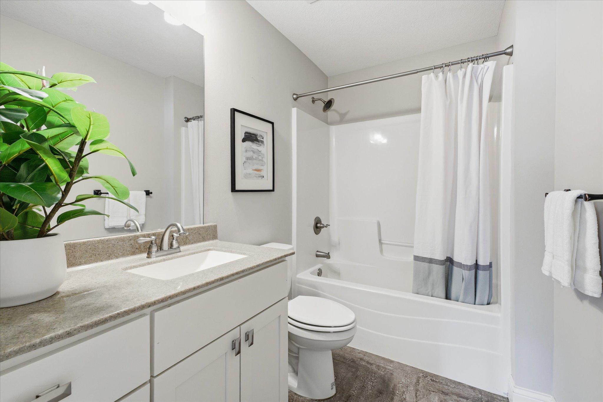 7495 Laurel Point Property Photo 43