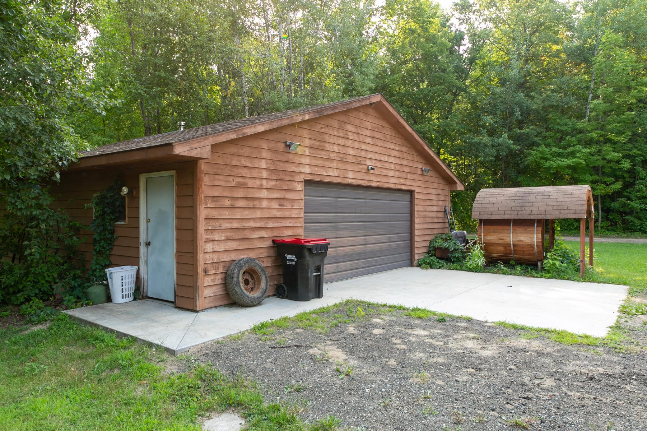 4576 Cedar Lane Ne Property Photo 5