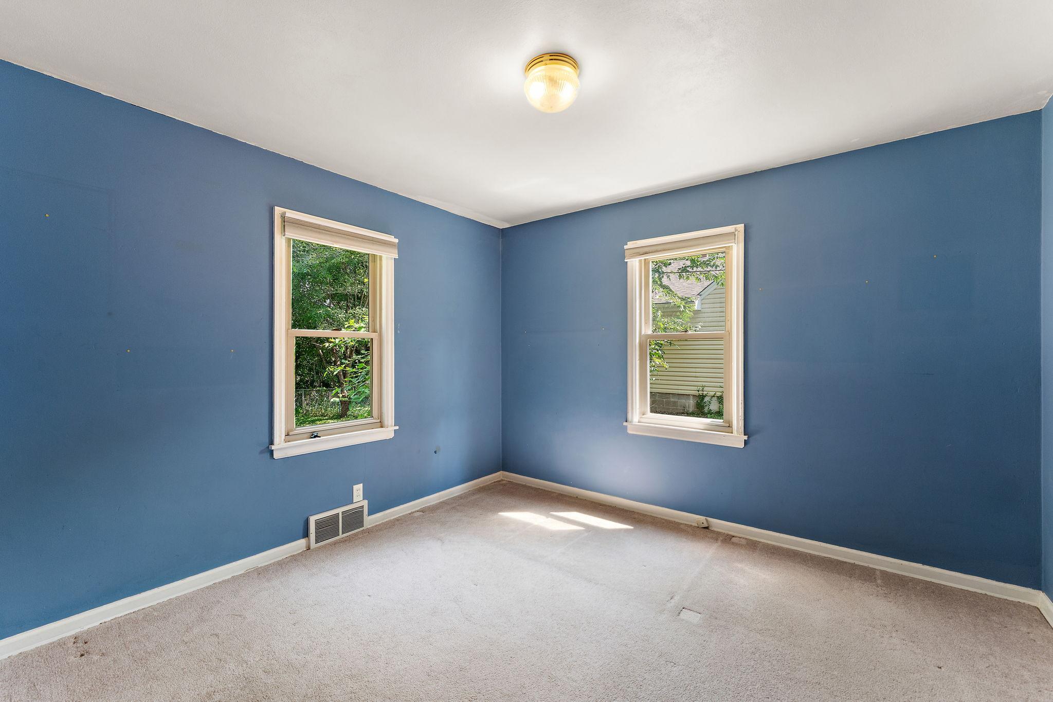 1929 Jerrold Avenue Property Photo 16