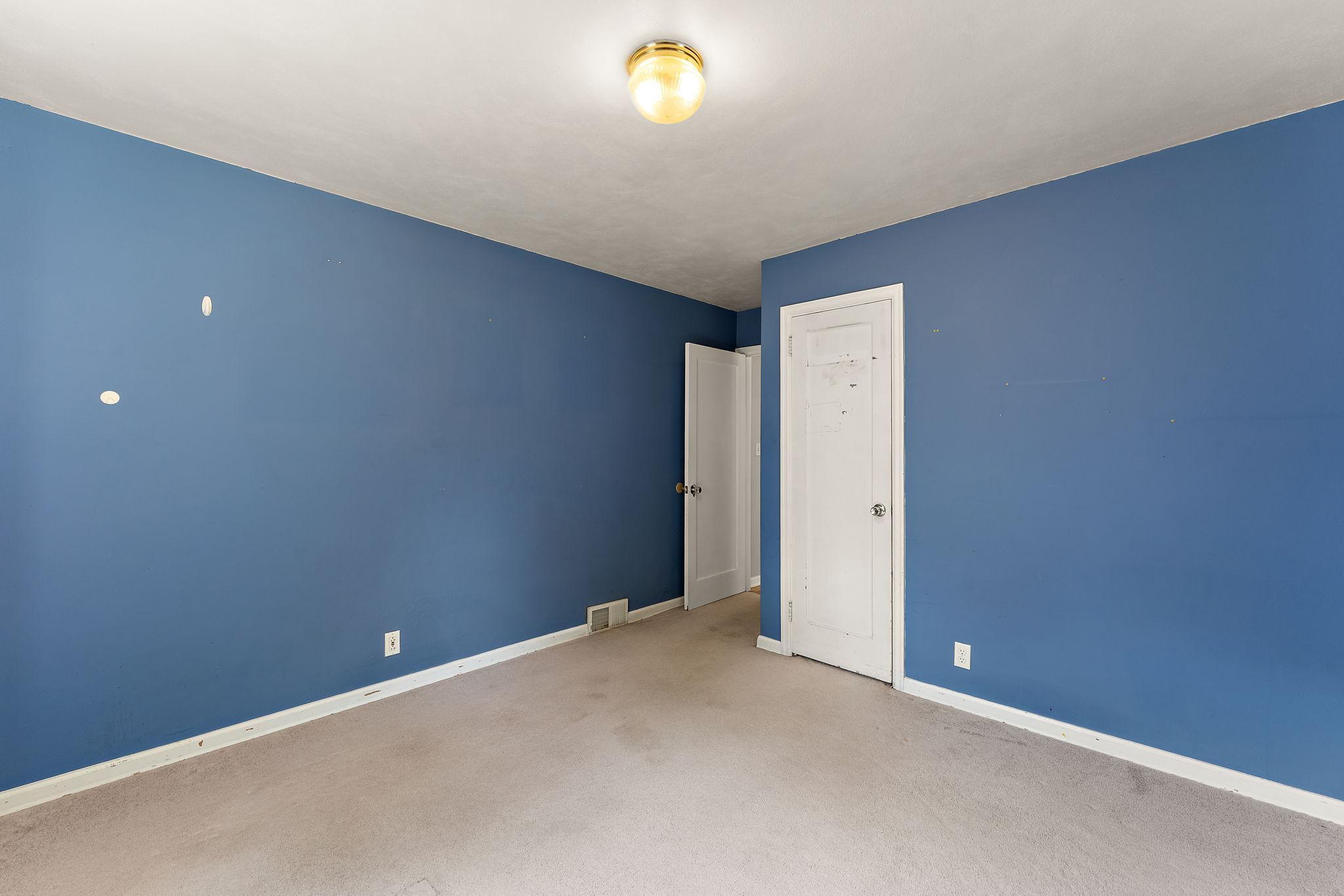1929 Jerrold Avenue Property Photo 17