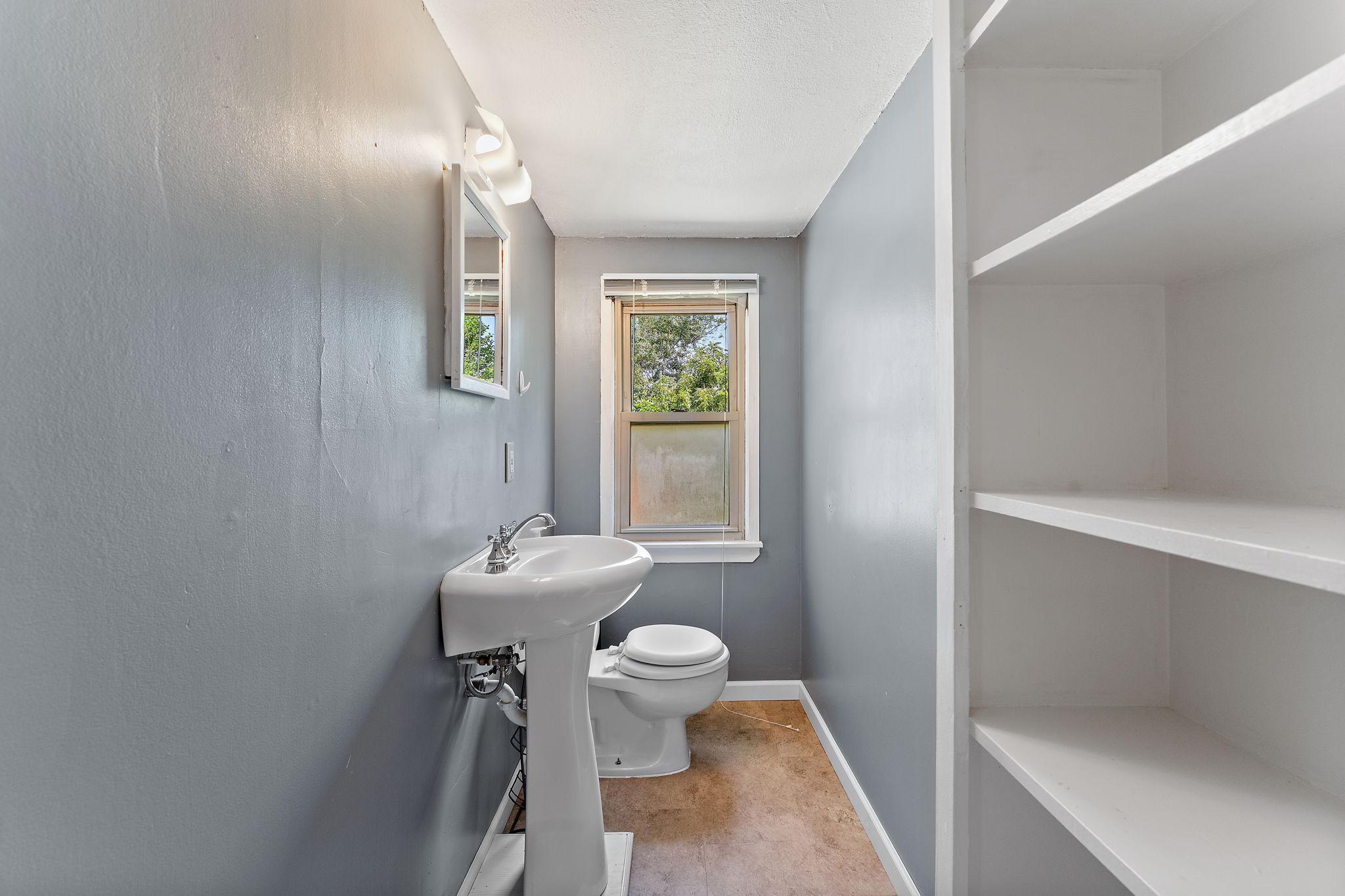 1929 Jerrold Avenue Property Photo 19